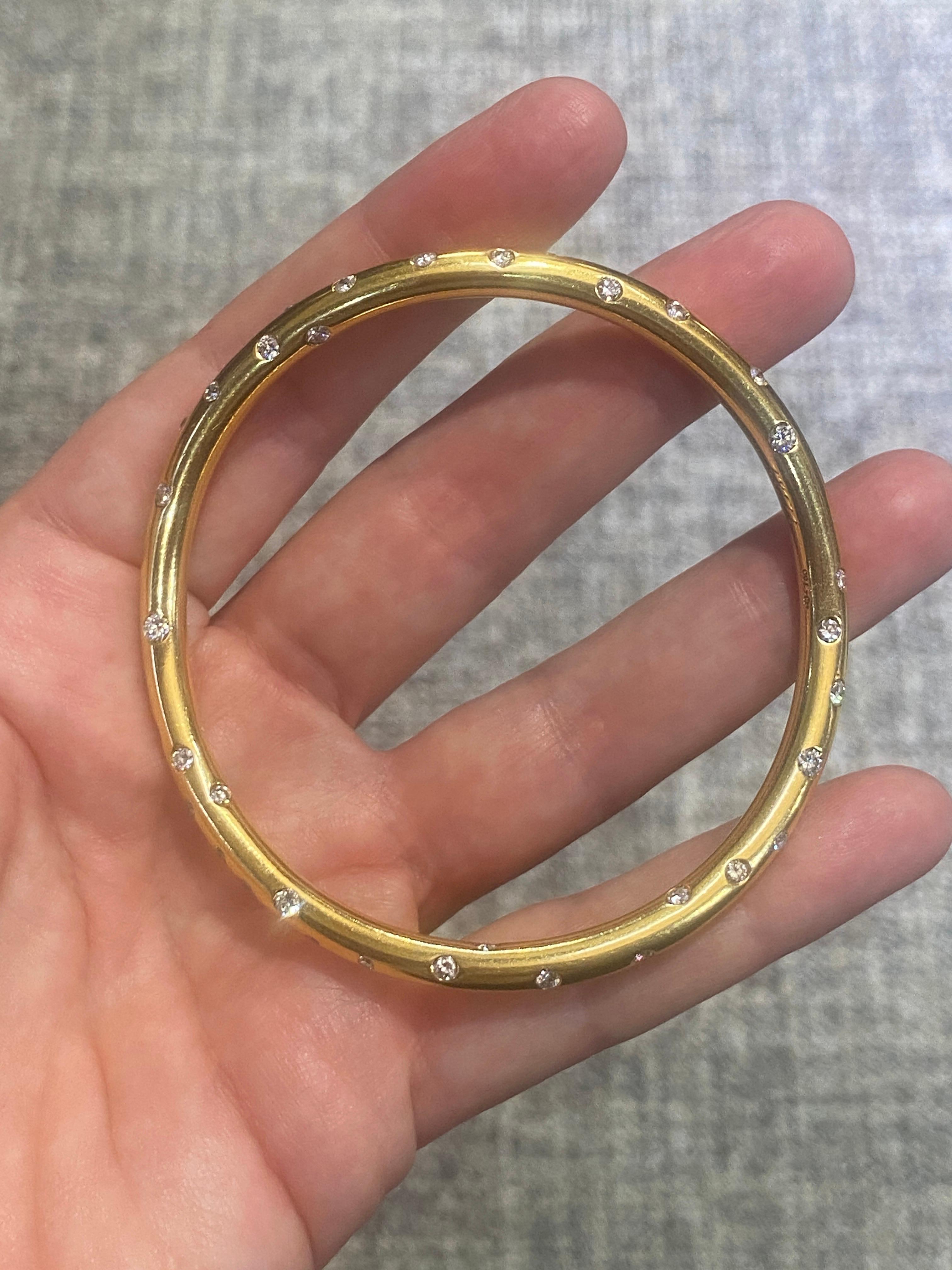 Round Cut Vintage Niessing 18k gold and diamond asymmetric bangle For Sale