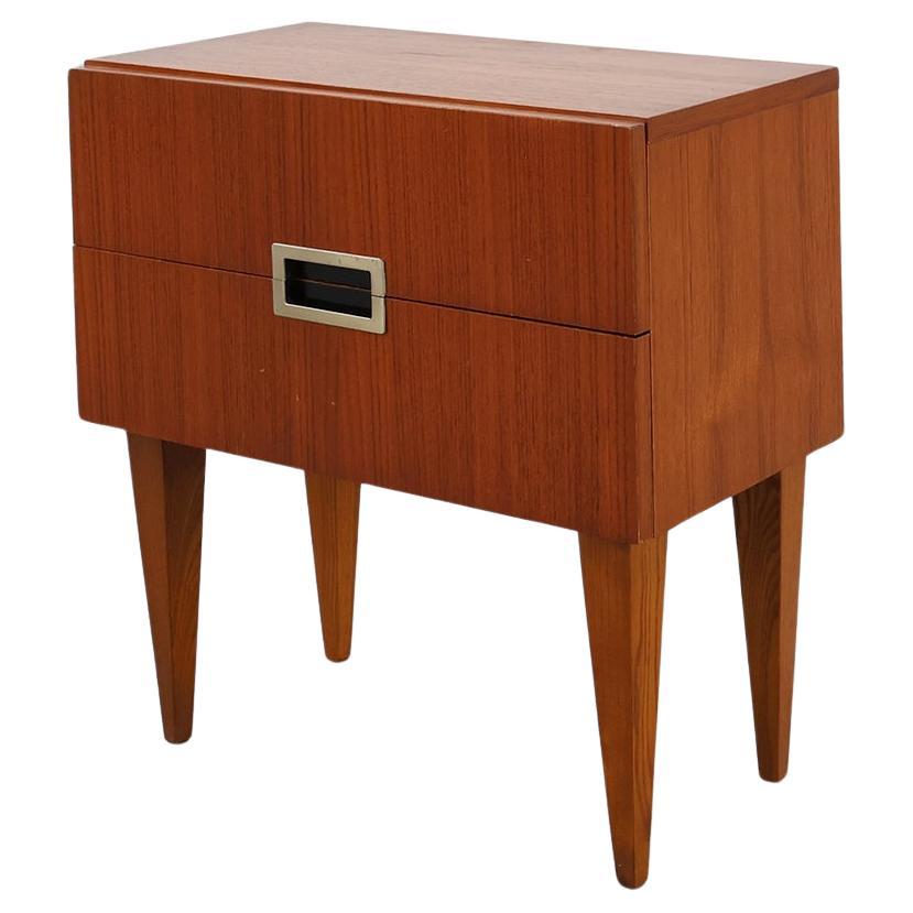 Comodino vintage in impiallacciatura di teak con 2 cassetti, Belgio, anni '50