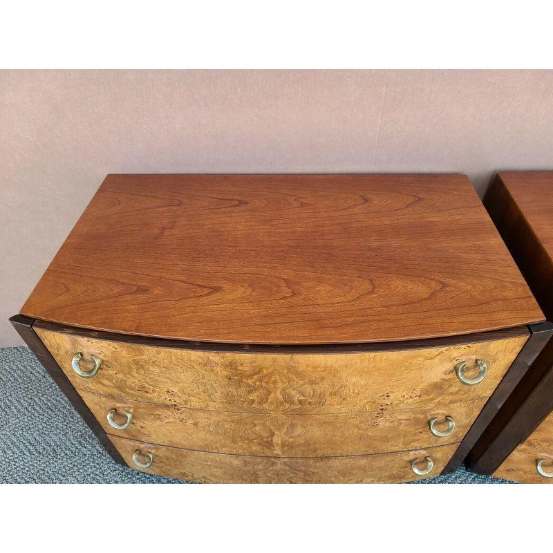 Mid-Century Modern Tables de nuit vintage commodes en broussin de ronce par Hickory White en vente