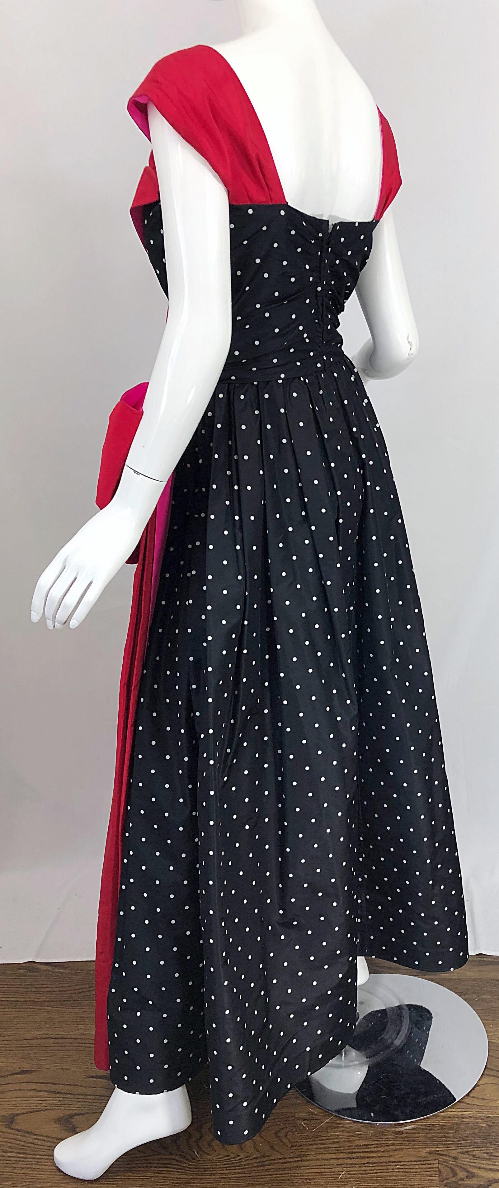 Vintage Nina Ricci Couture 1980 Avant Garde Robe de soirée en taffetas de soie à pois en vente 3