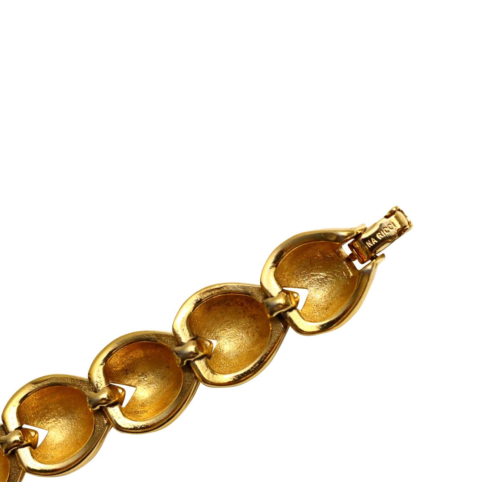 Vintage Nina Ricci Gold Links of Heart Bracelet Circa 1980s For Sale 3