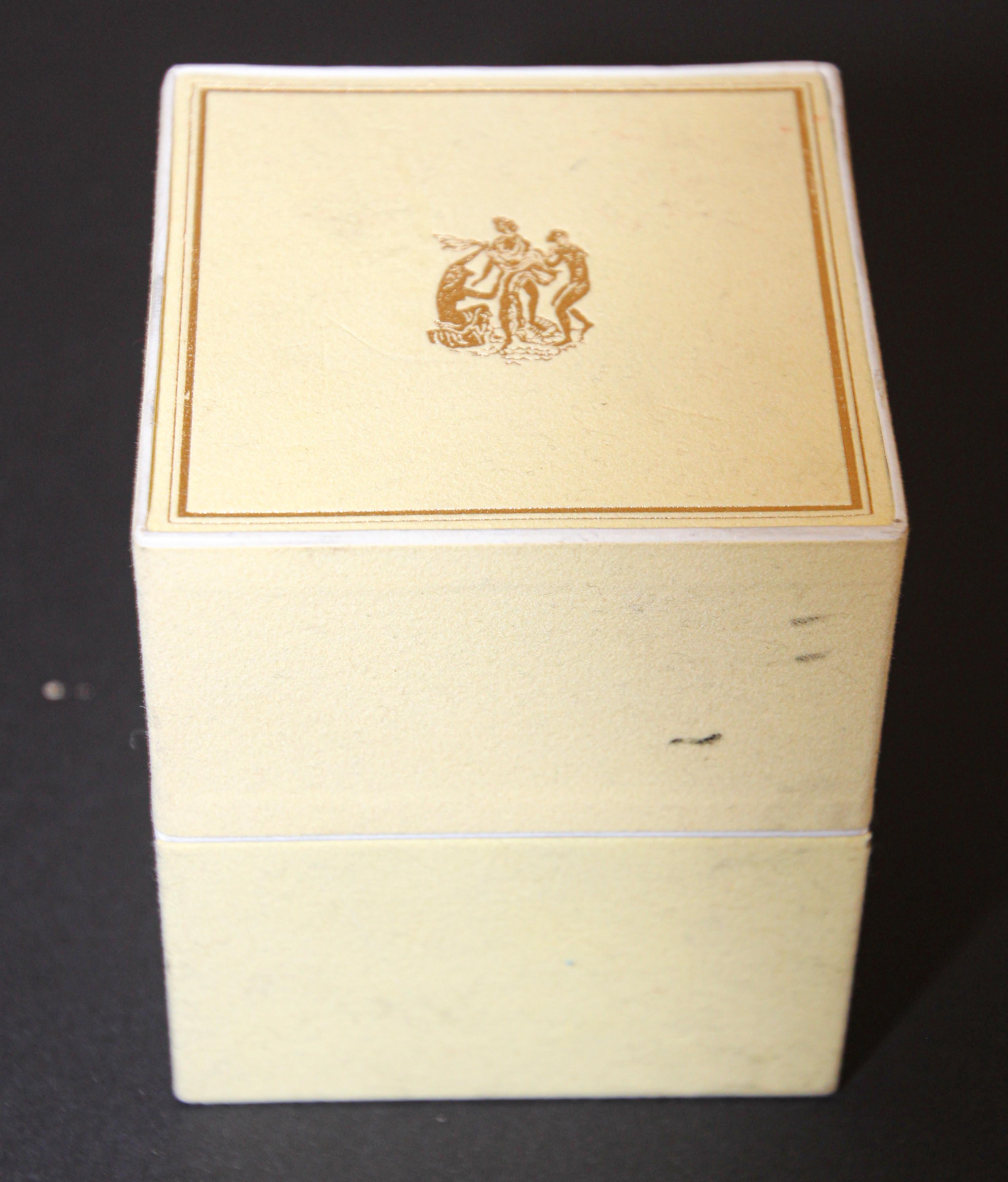 Nina Ricci: L'Air Du Temps Lalique Doppelt Taube, Vintage (Französisch) im Angebot