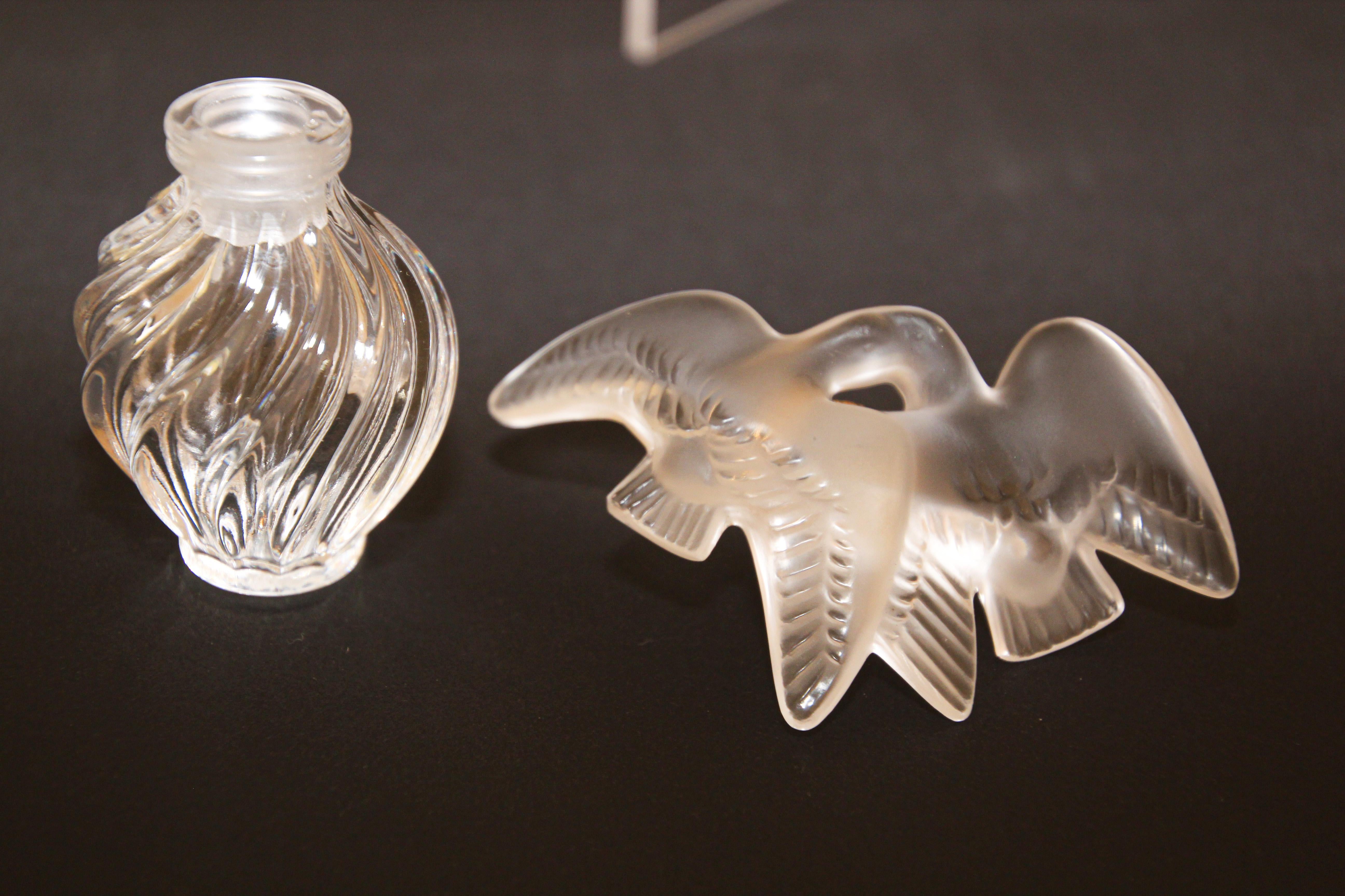 20ième siècle Nina Ricci L'Air Du Temps Lalique double colombe vintage en vente