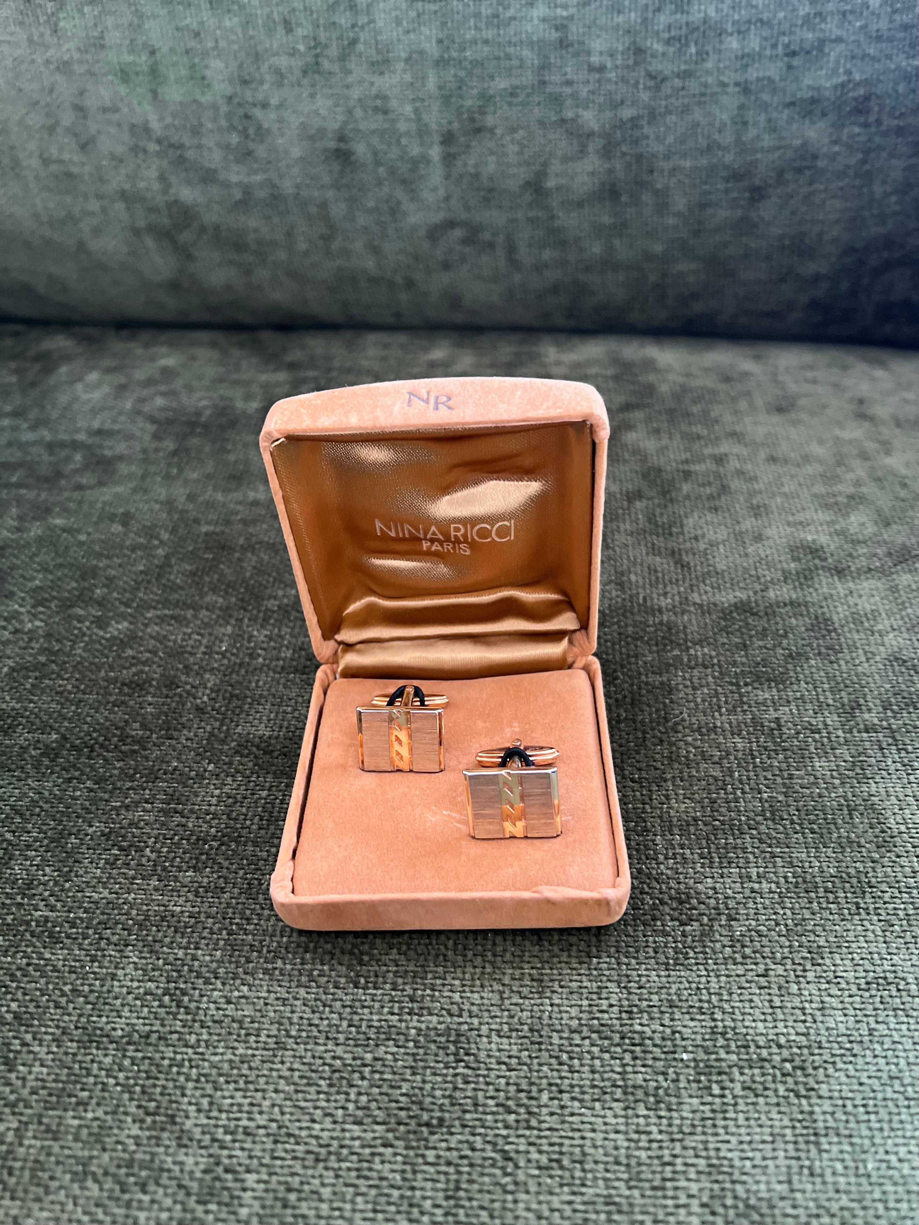 Boutons de manchette vintage Nina Ricci PARIS, plaqué or dans l'étui d'origine, Circa 1990 1
