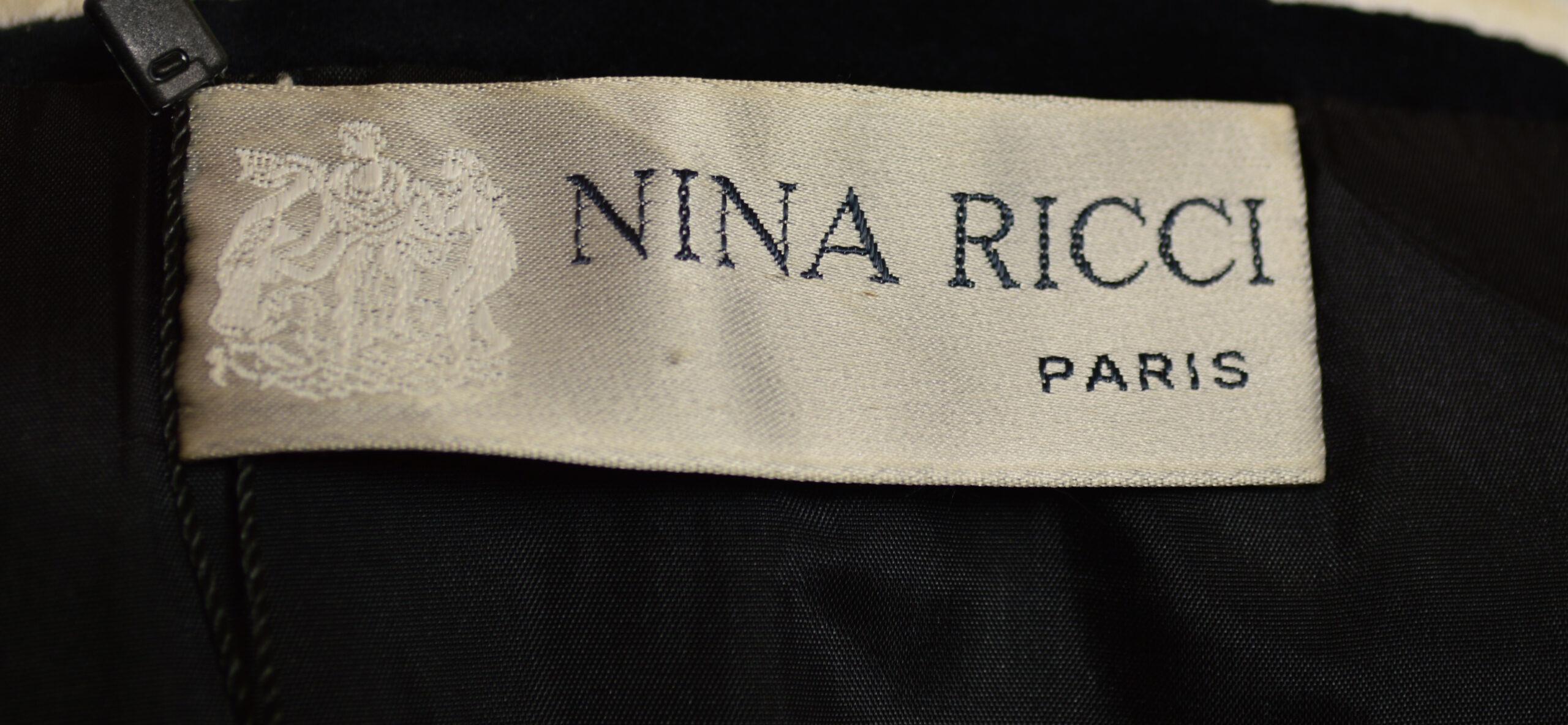 Vintage Nina Ricci Velvet Dress, 1980s For Sale 1
