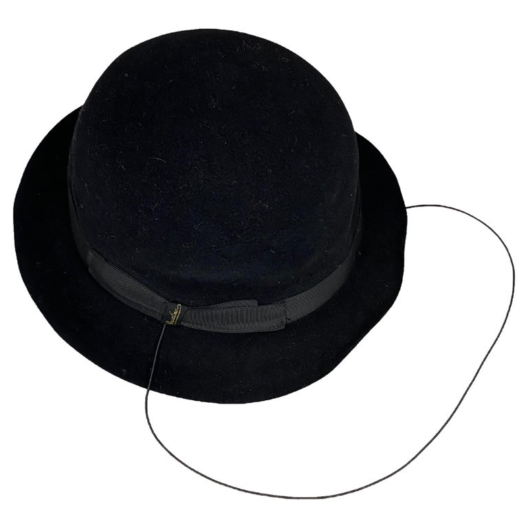 Chapeau Cloche Vintage En Angora Noir - Taille 55 Cm - Fait Main En France - Parfait état - Style Rétro élégant