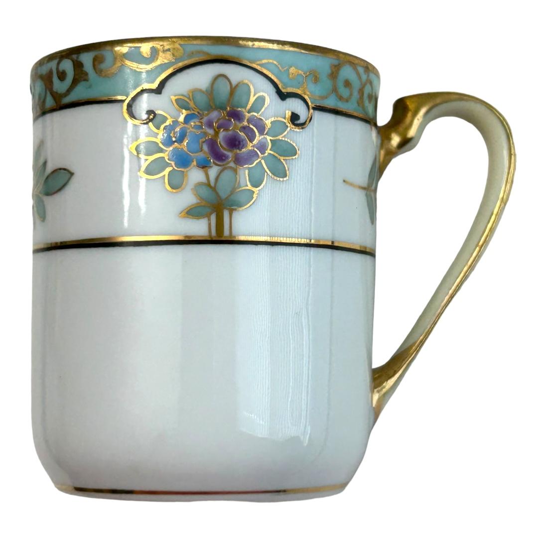 Nippon Handbemalter floraler Tee-/Kaffeekrug mit 6 Demitasse-Töpfen und Saucers, Vintage (20. Jahrhundert) im Angebot
