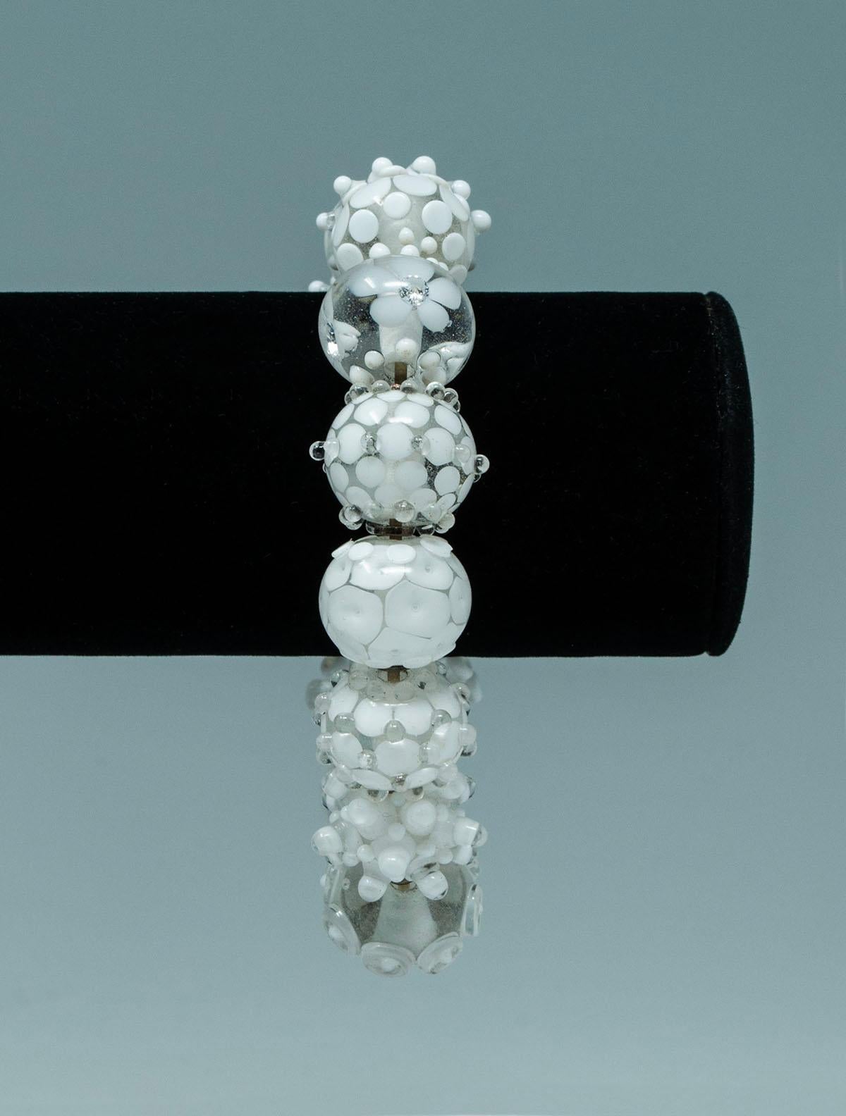 Women's or Men's Vintage Nirit Dekel White Handmade Glass Bead Bracelet For Sale