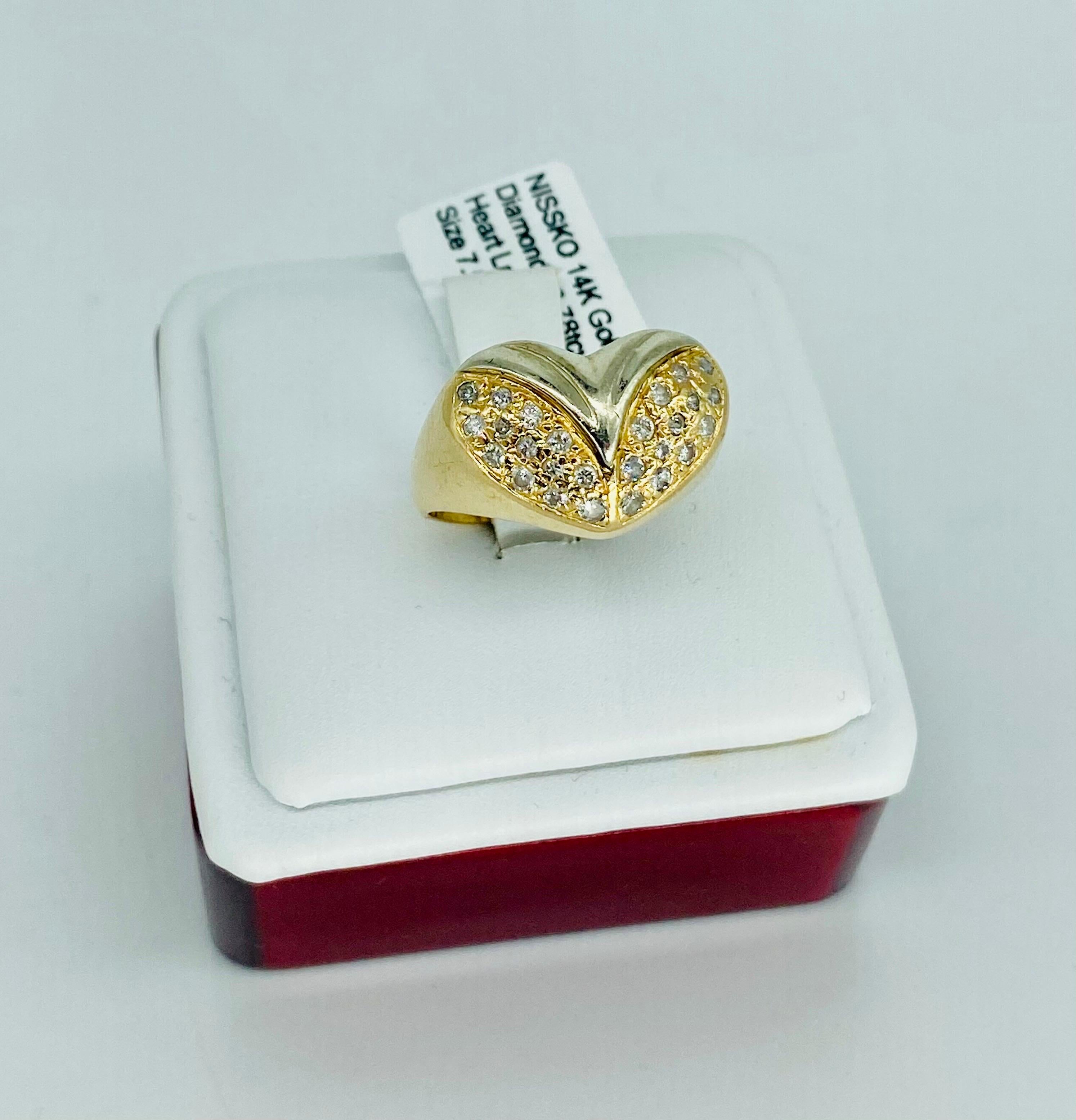 Round Cut Vintage NISSKO 0.78 Carat Diamonds 2-Tone Gold Heart Love Ring 14k Gold For Sale