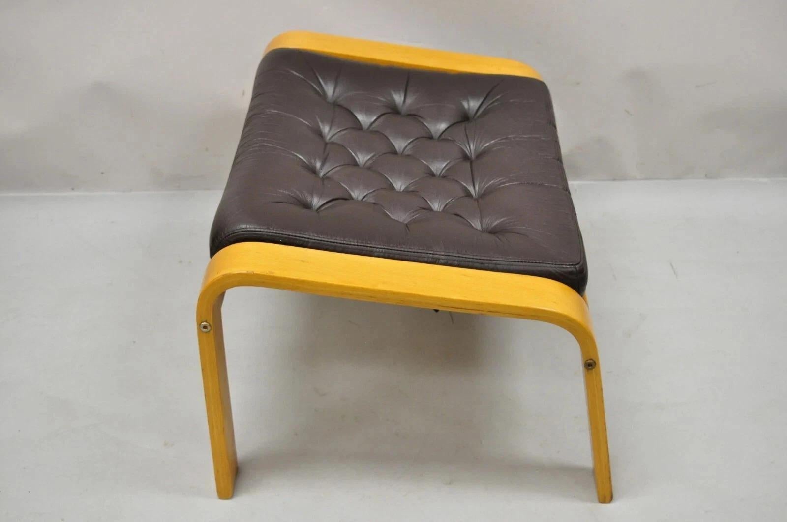 Poggiapiedi d'epoca Noboru Nakamura per Ikea in pelle marrone Bentwood Ottoman In condizioni buone in vendita a Philadelphia, PA