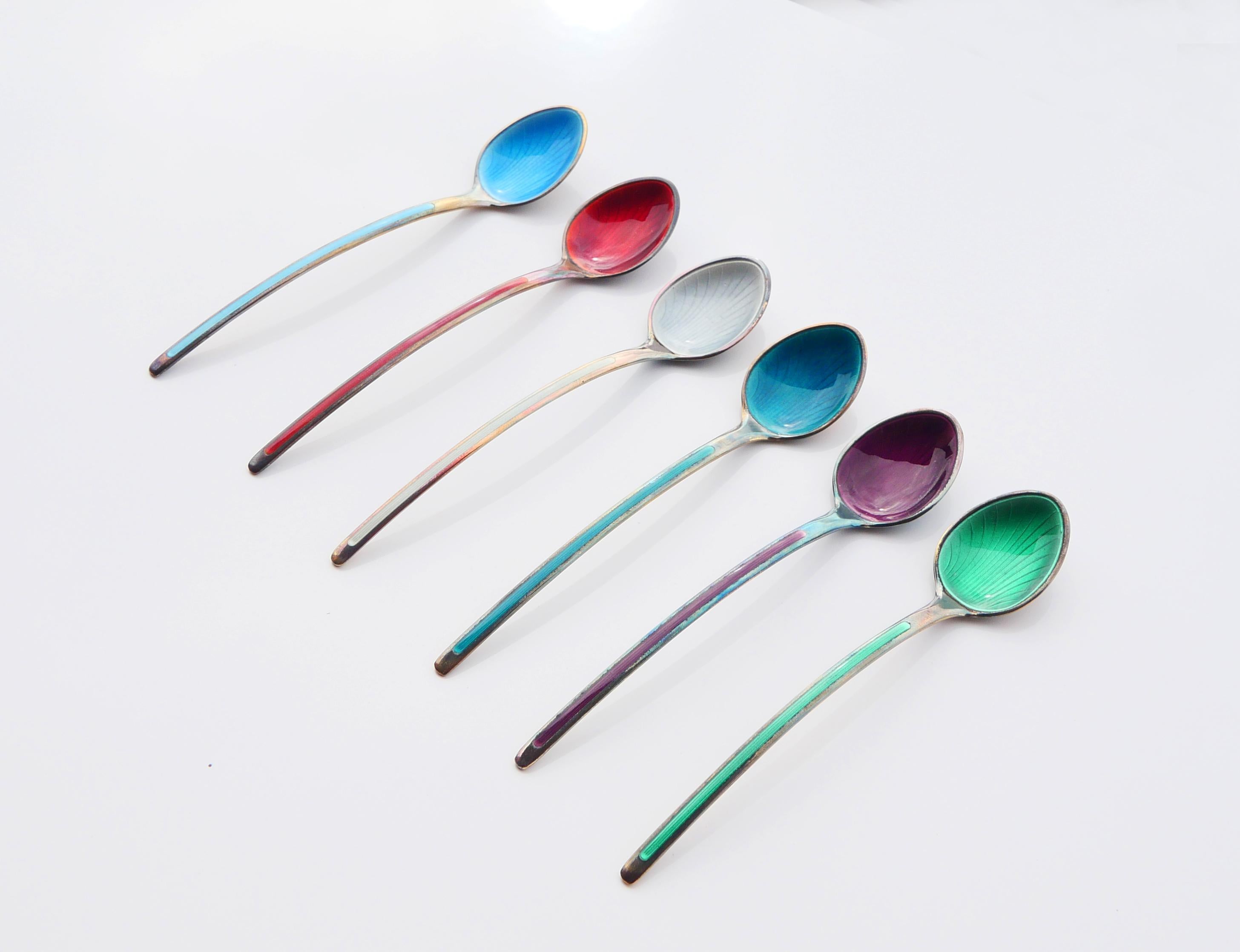 Women's or Men's Vintage Nordic Boxed Set Ice-cream Spoons solid 925 Sterling Silver / 60gr For Sale