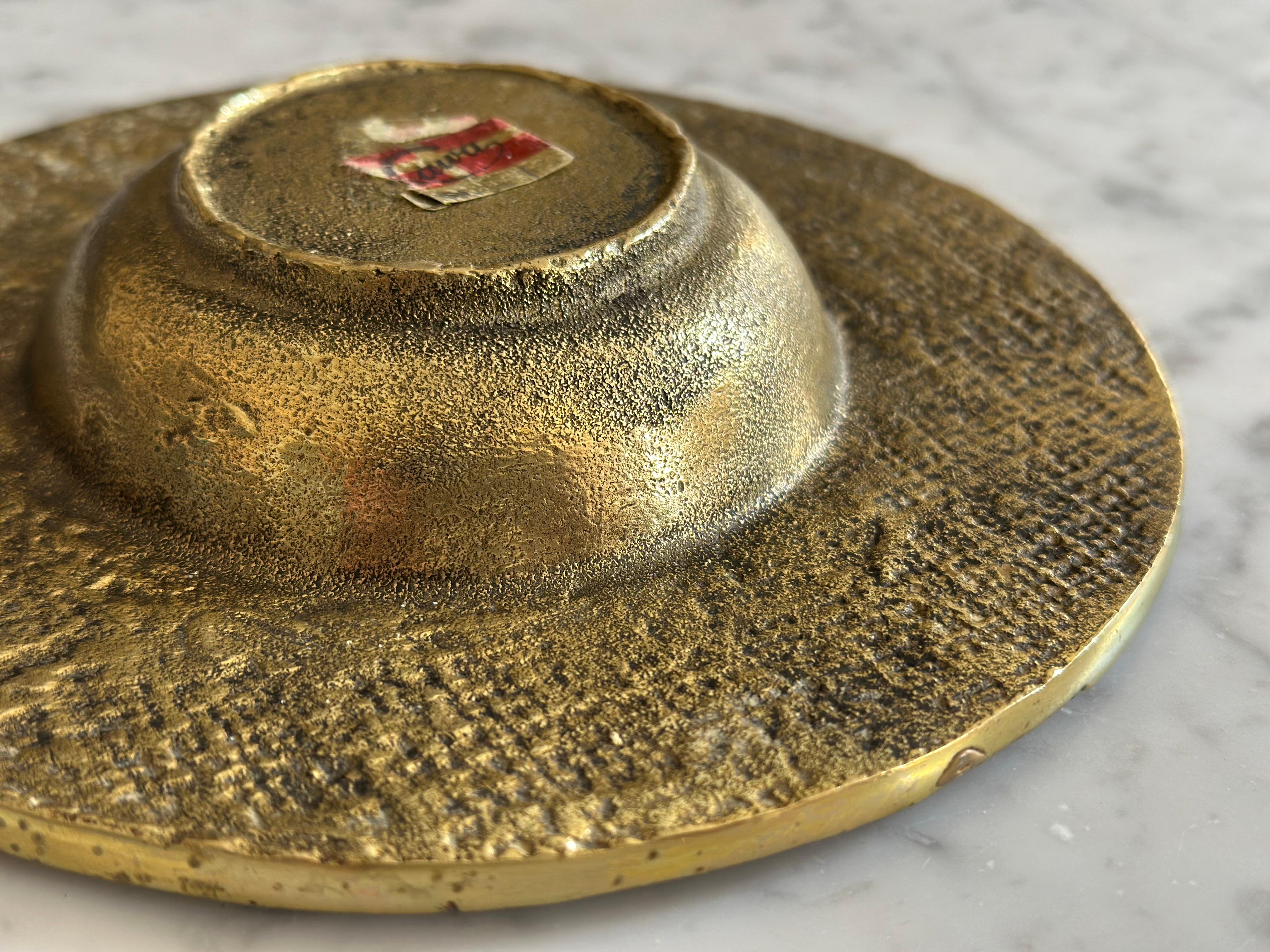 Metà XX secolo Ciotola Zodiac d'epoca in ottone Nordisk Malm - Design danese di metà secolo in vendita