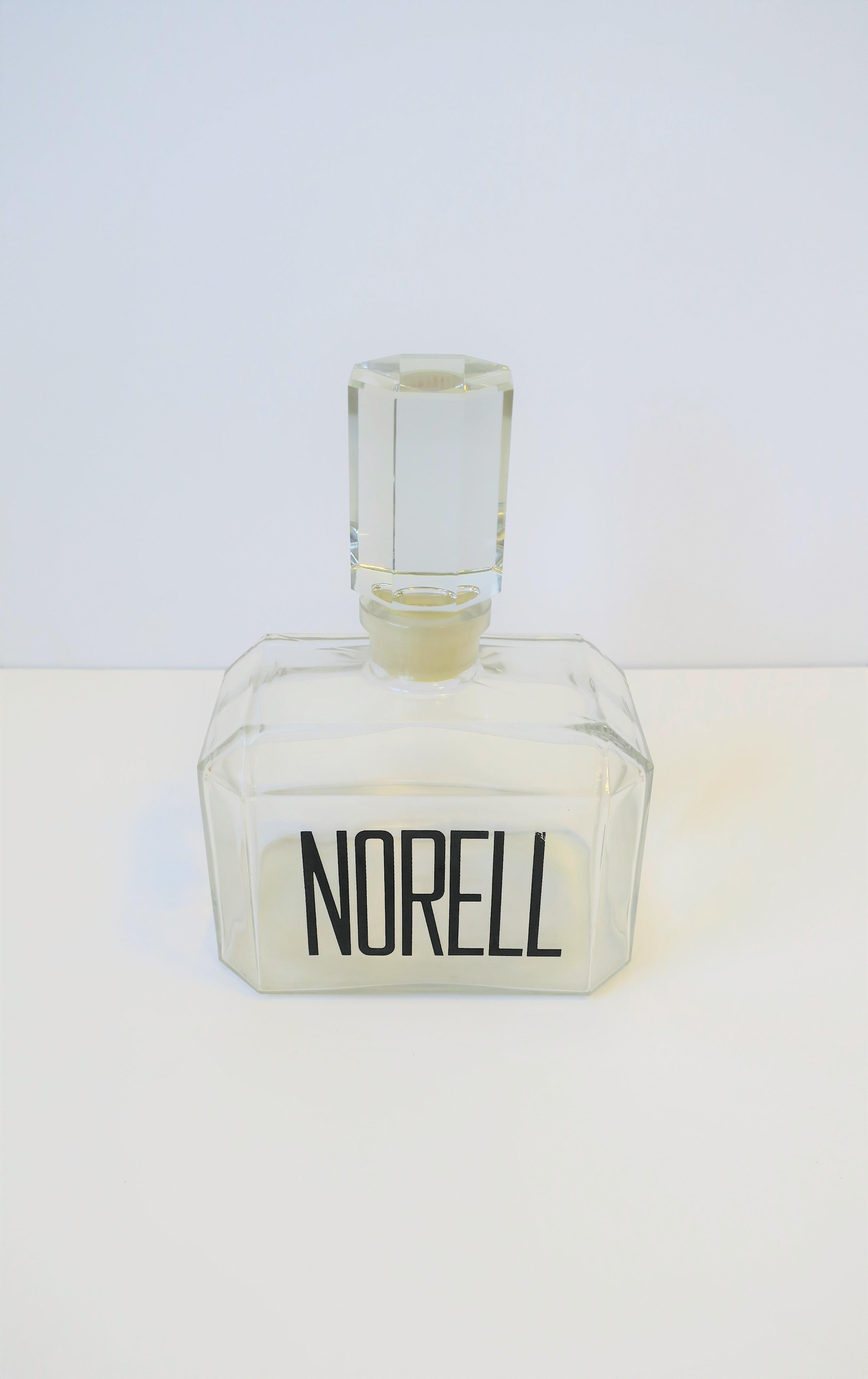 vanity rocks perfume