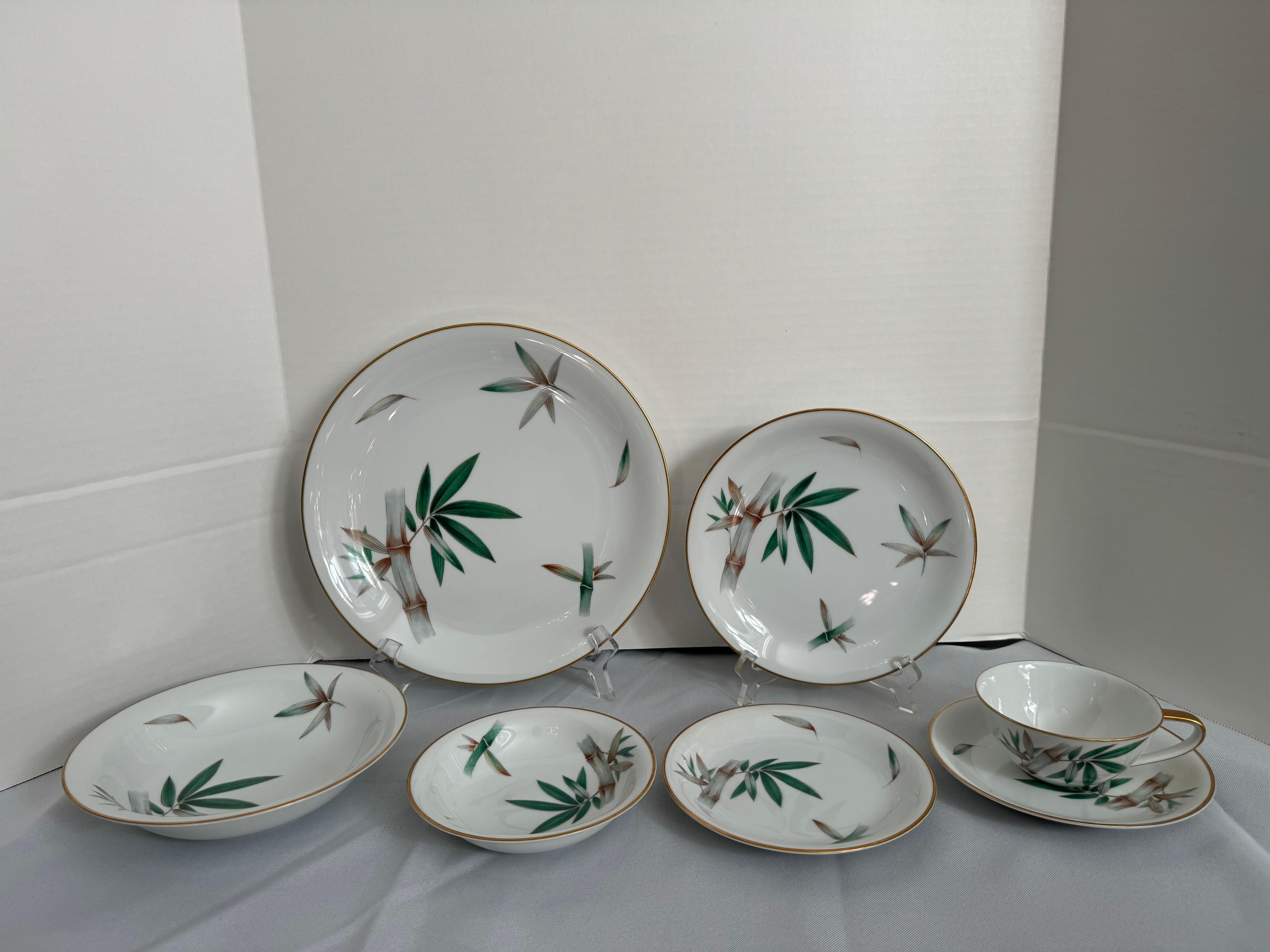 Vintage Noritake Canton modelo 5027 cena siete cubiertos para 12 siglo XX en venta