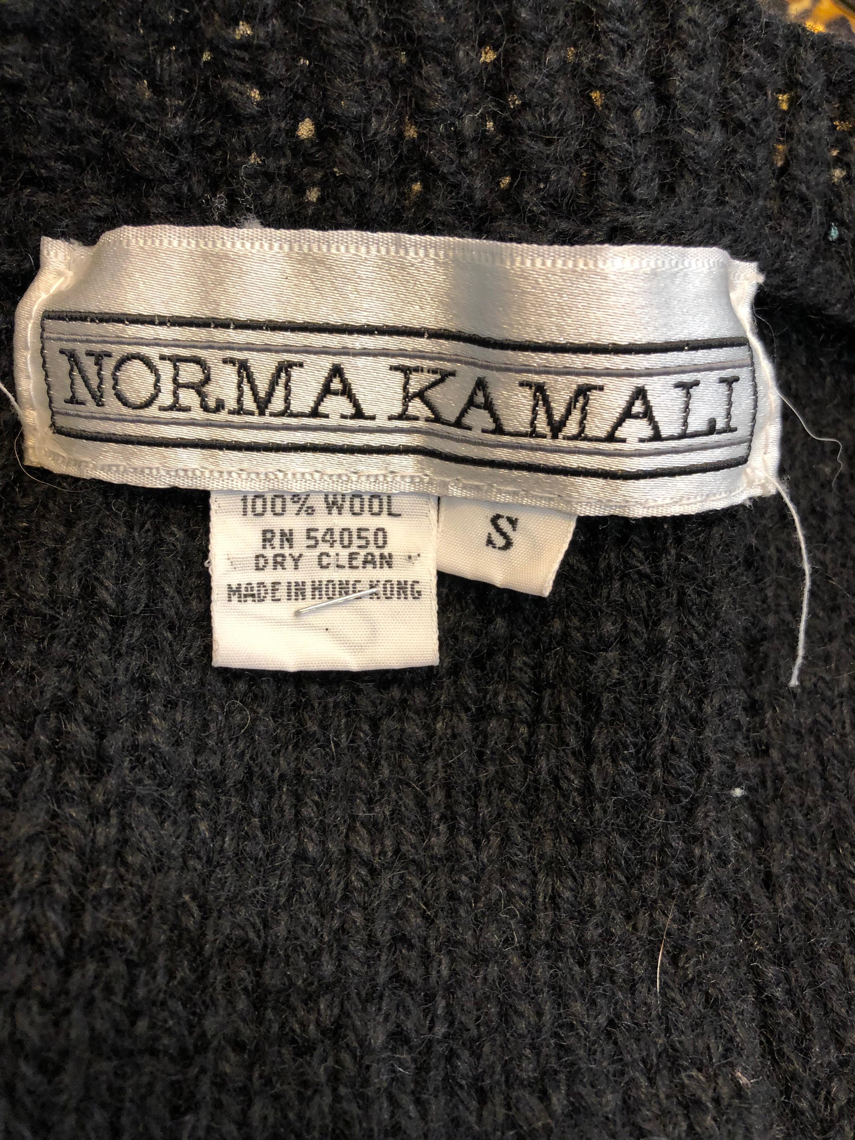 Vintage Norma Kamali Avantgarde-Pulloverweste aus schwarzer Wolle mit Puppenapplikationen, 1980er Jahre im Angebot 8
