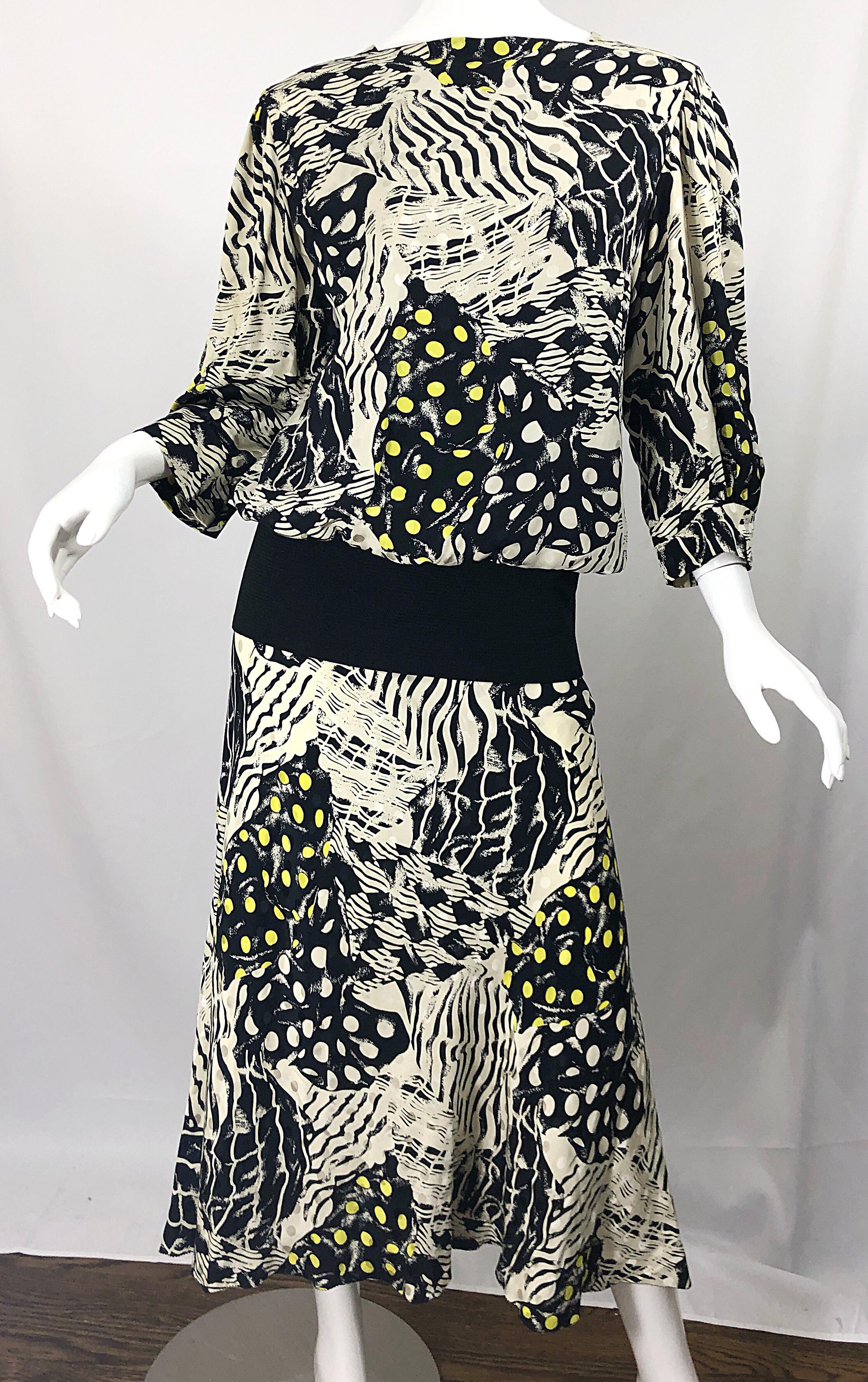 Vintage Norma Walters Size 8 Black + White + Yellow Abstract Drop Waist Dress For Sale 3