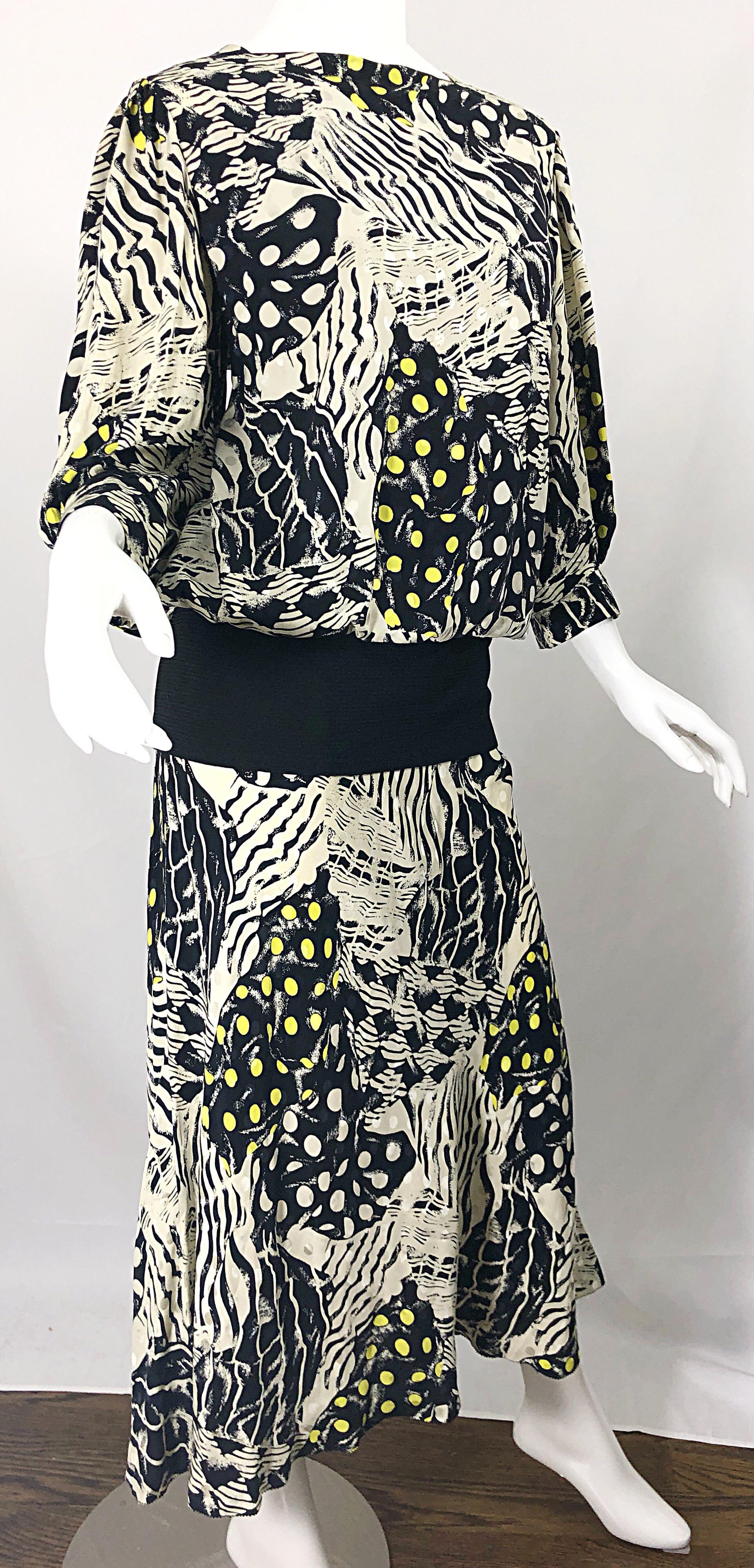 Women's Vintage Norma Walters Size 8 Black + White + Yellow Abstract Drop Waist Dress For Sale