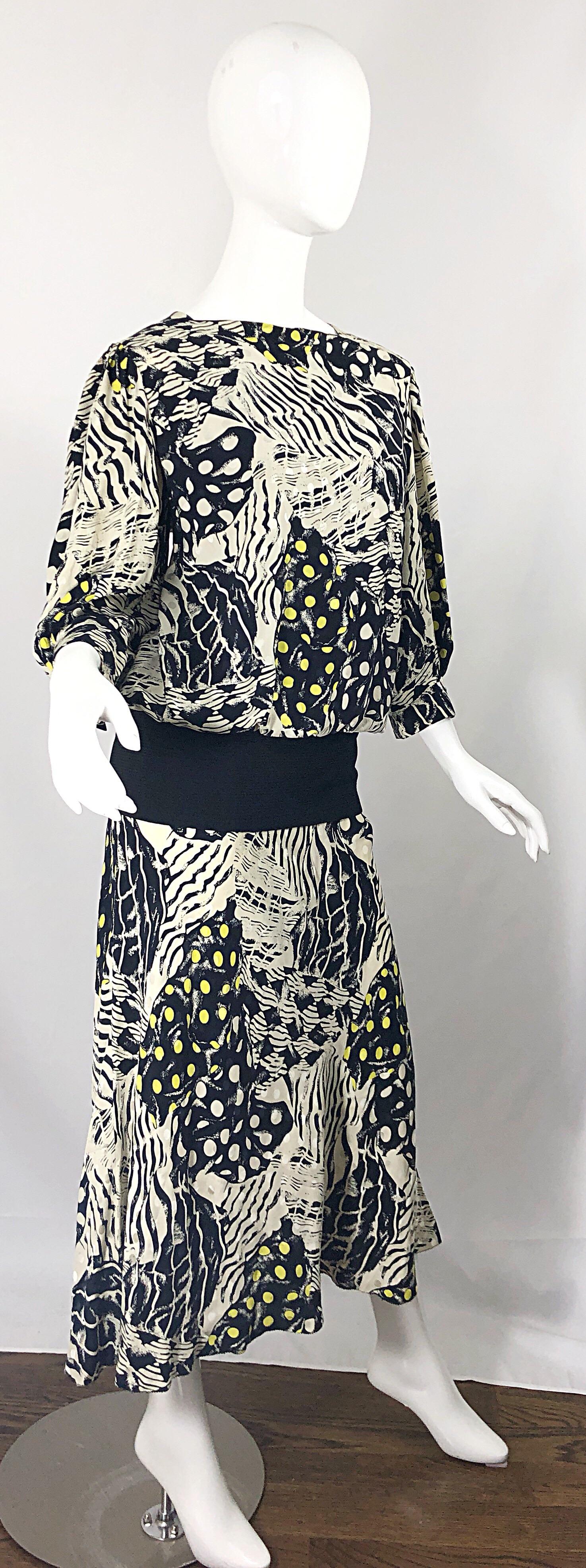 Vintage Norma Walters Size 8 Black + White + Yellow Abstract Drop Waist Dress For Sale 2