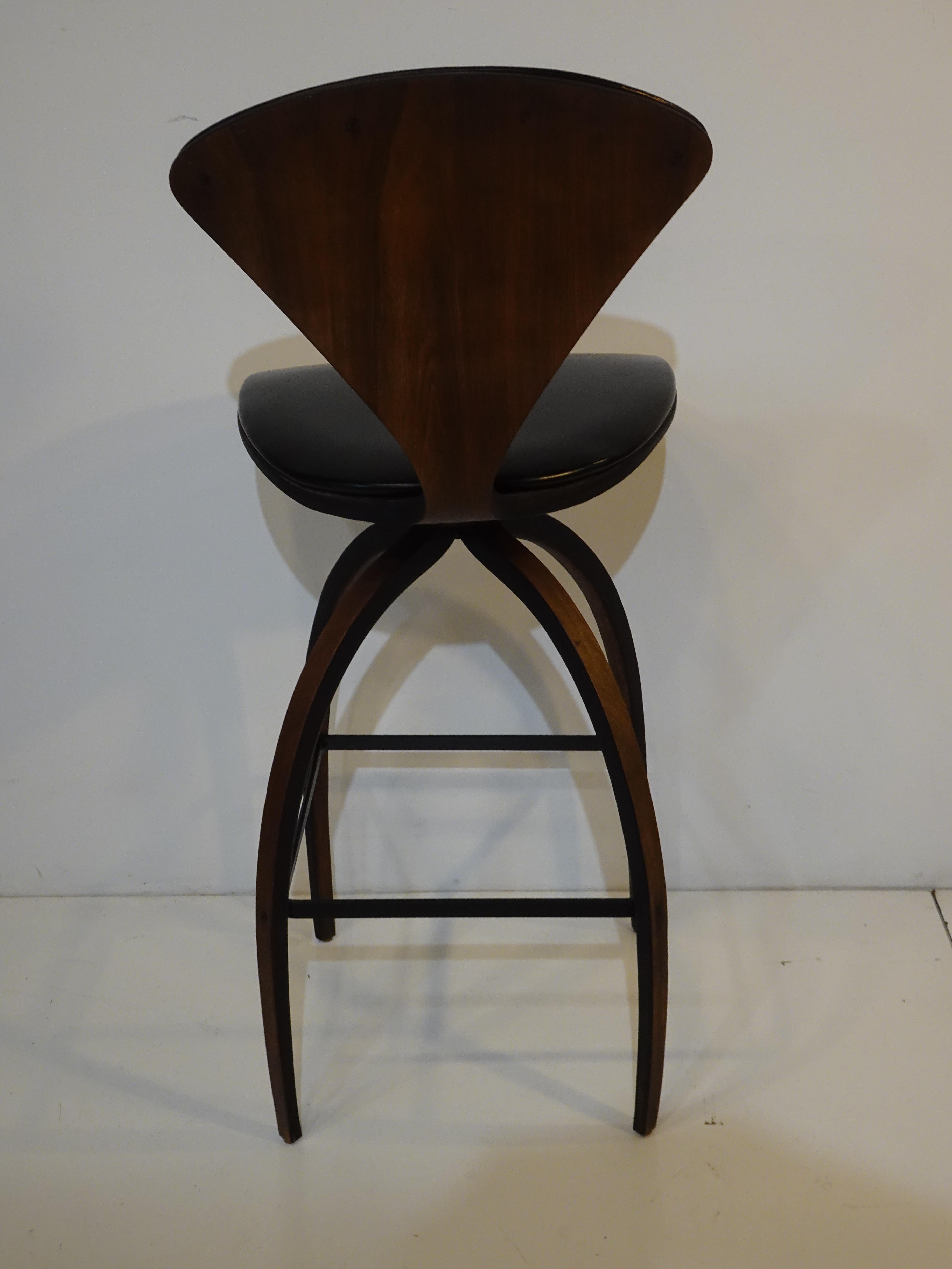 Vintage Norman Cherner Swiveling Bar Stools for Plycraft 5