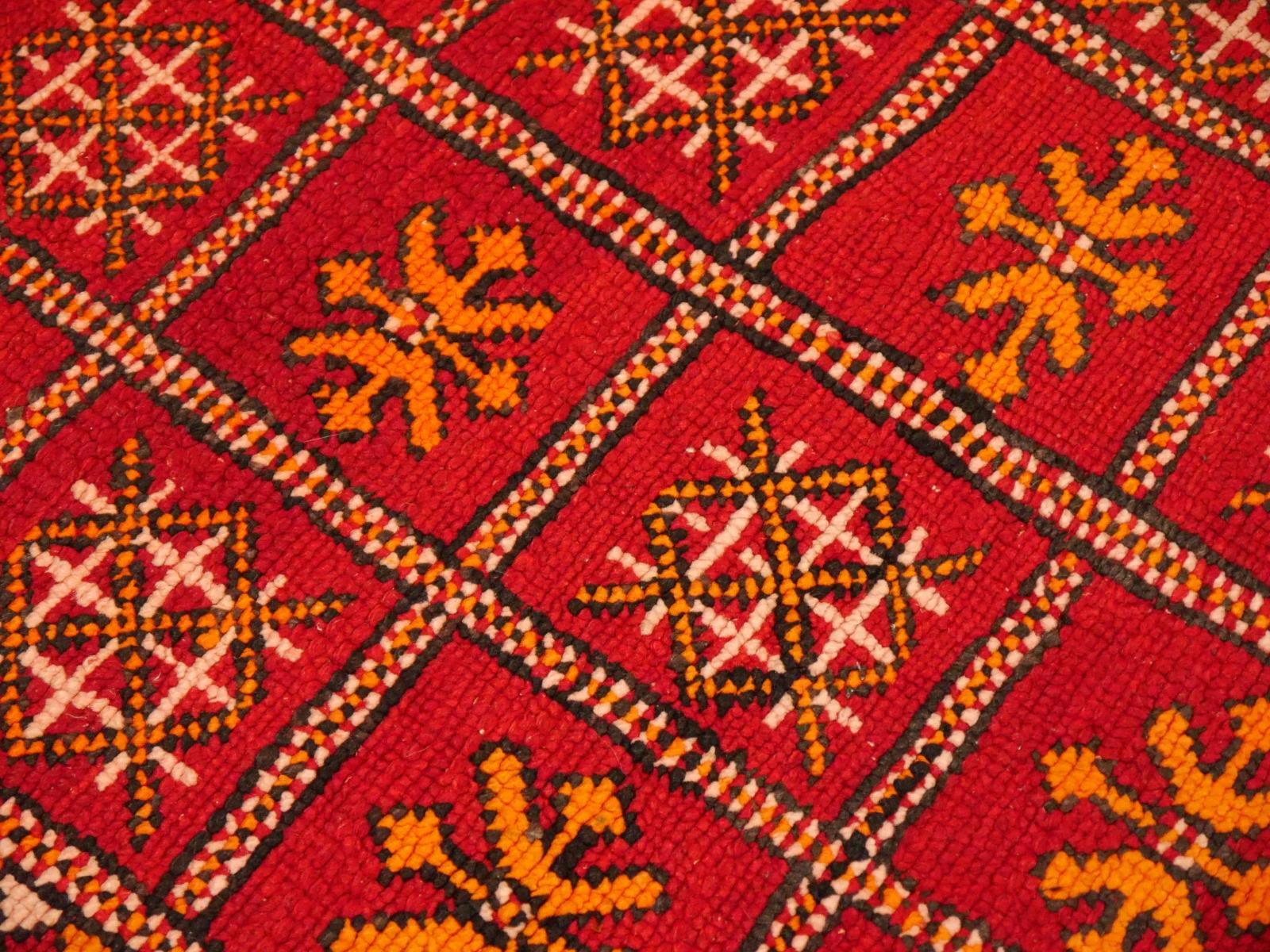 Vintage North African Berber Rug In Good Condition In Lohr, Bavaria, DE