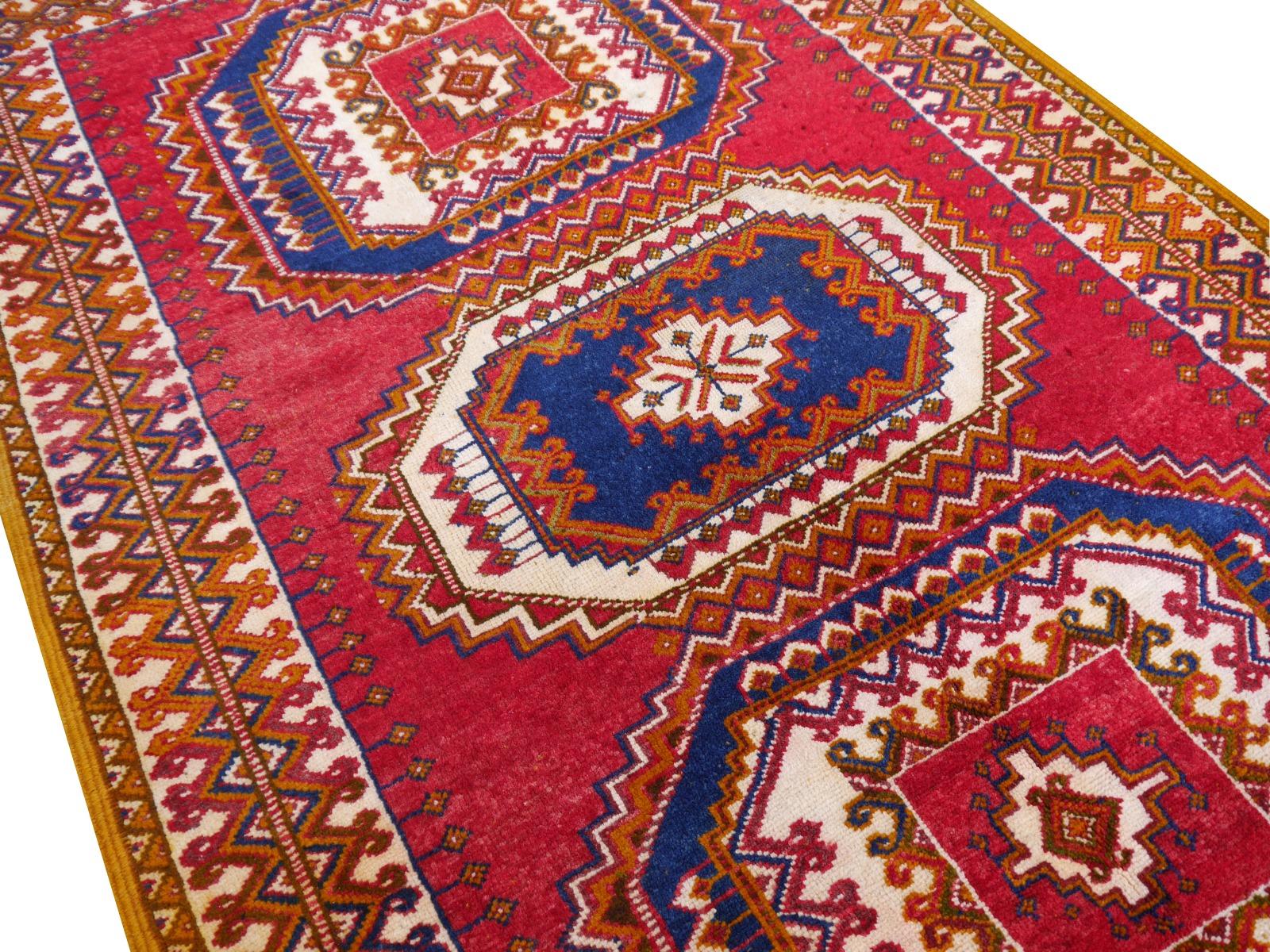 Vintage North African Berber Tribal Rug Ait Khozema from Morocco For Sale 3