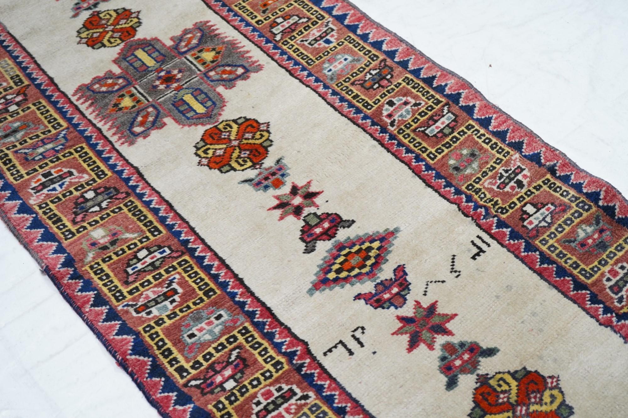 Antique Persian Sarab Long Rug 2'10'' x 9'7'' For Sale 2