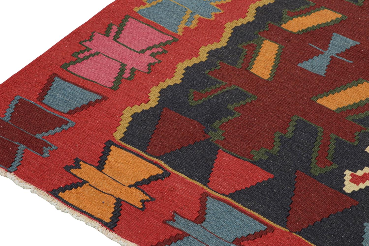 Nordwestlicher persischer Kelim in Blau mit geometrischen Mustern im Zustand „Gut“ im Angebot in Long Island City, NY