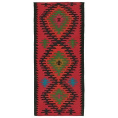 Kilim persiano vintage del nord-ovest in rosso con medaglioni