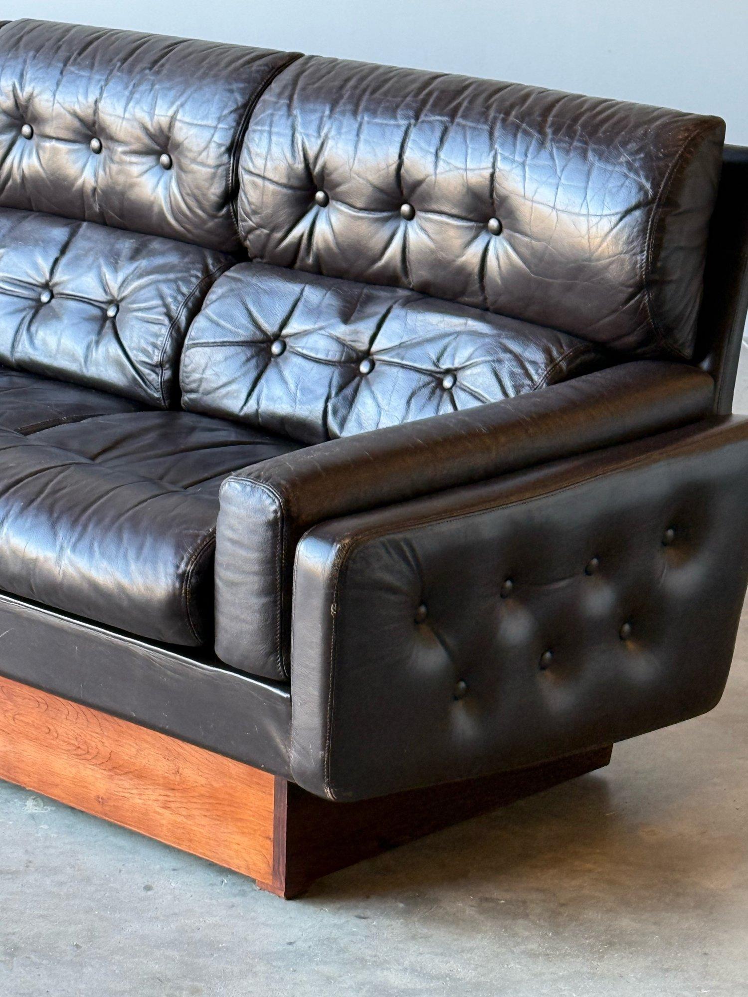 Divano in pelle norvegese vintage 3