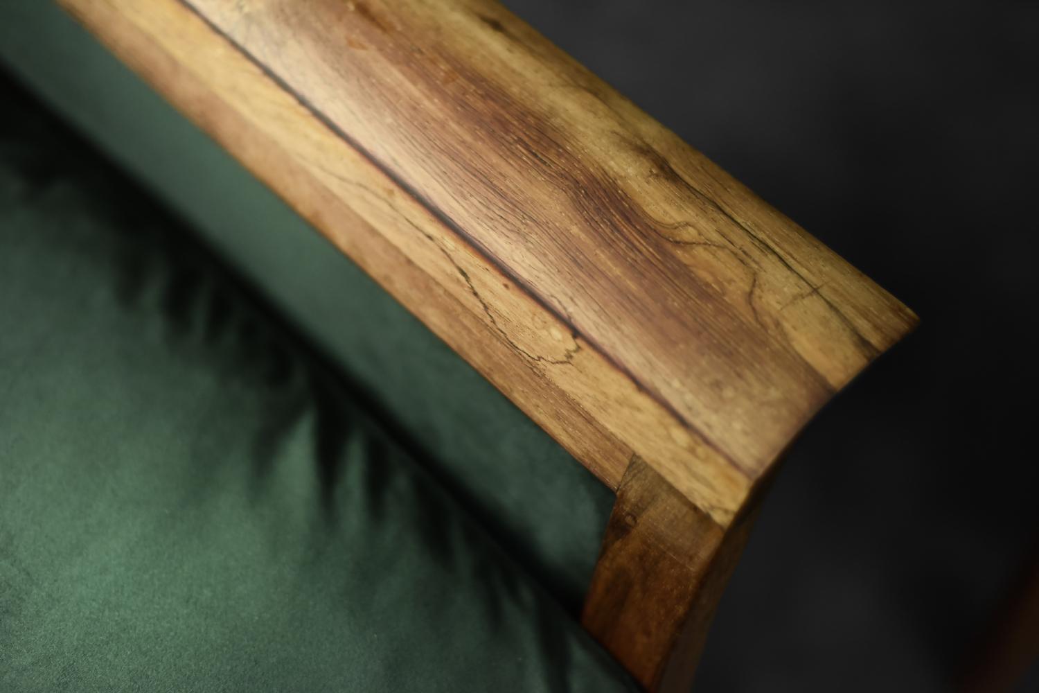 Tissu Canapé et chaise vintage norvégiens en palissandre et velours vert bouteille par Knut Sæter en vente