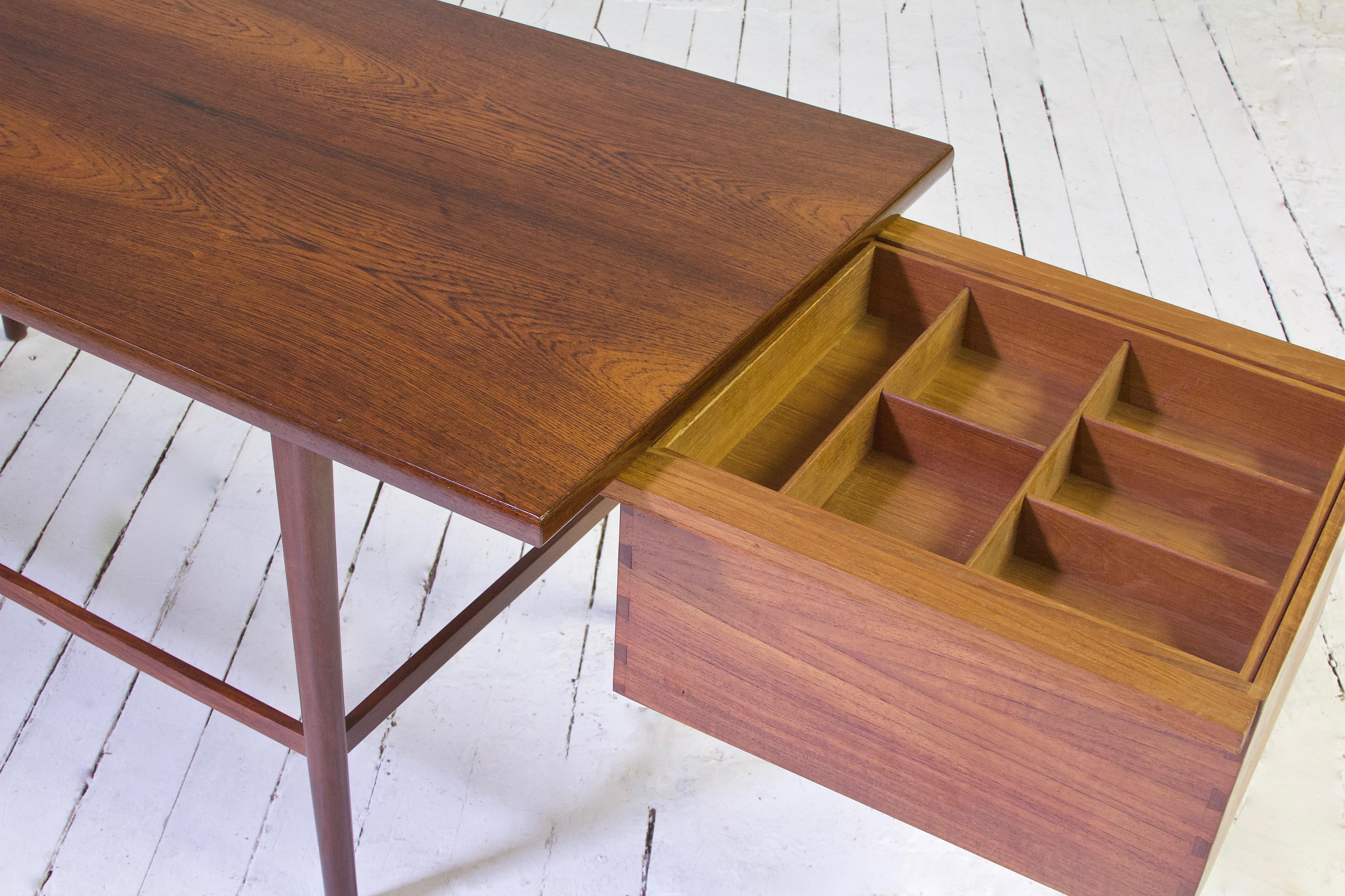 Vintage Norwegian Rosewood Cocktail Table with Sliding Dovetailed Drawer, 1960s In Good Condition In Brooklyn, NY