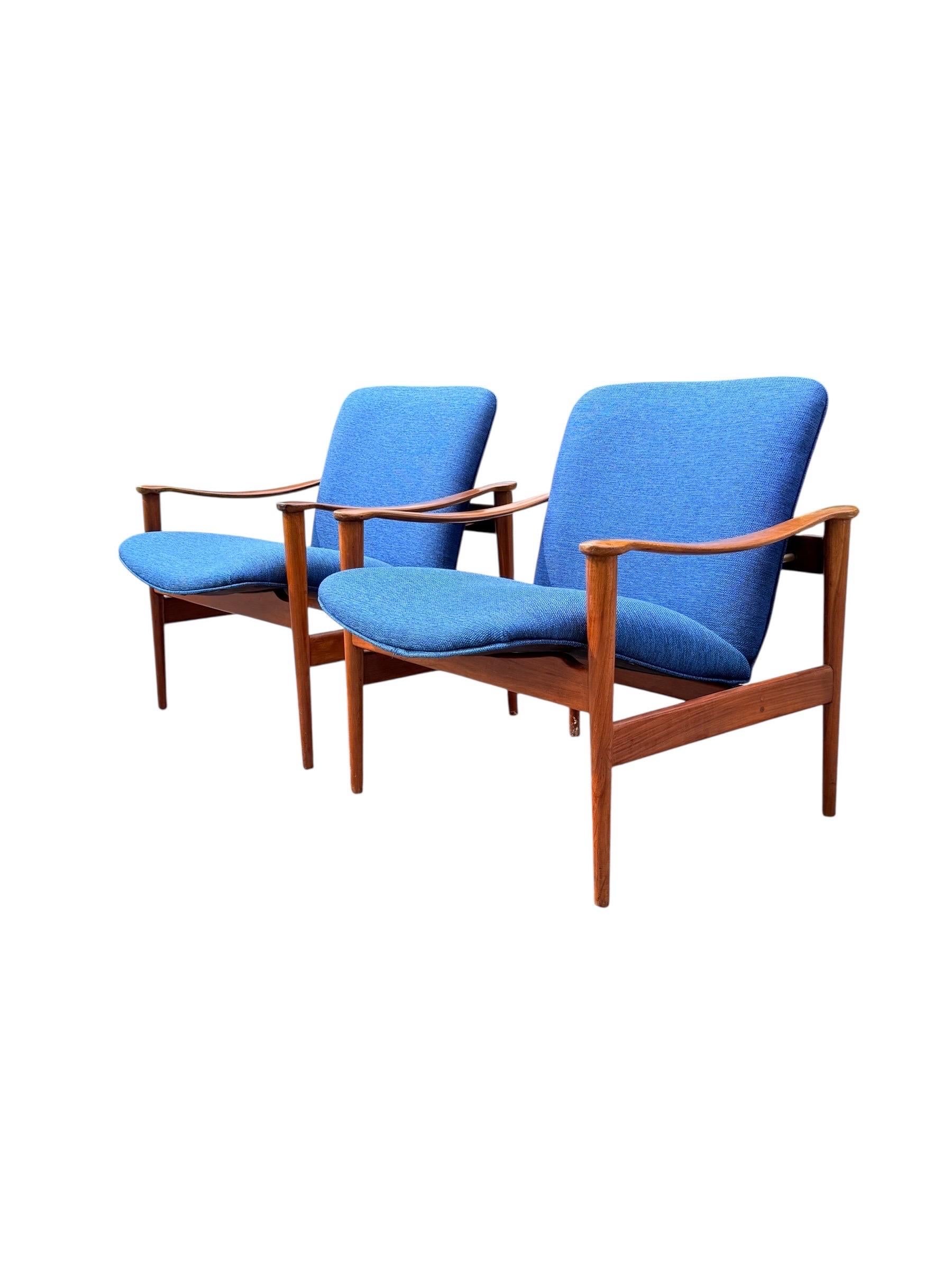 Vintage Norwegian Teak Lounge Chairs von Fredrik Kayser - 1960er Paar (Moderne der Mitte des Jahrhunderts) im Angebot