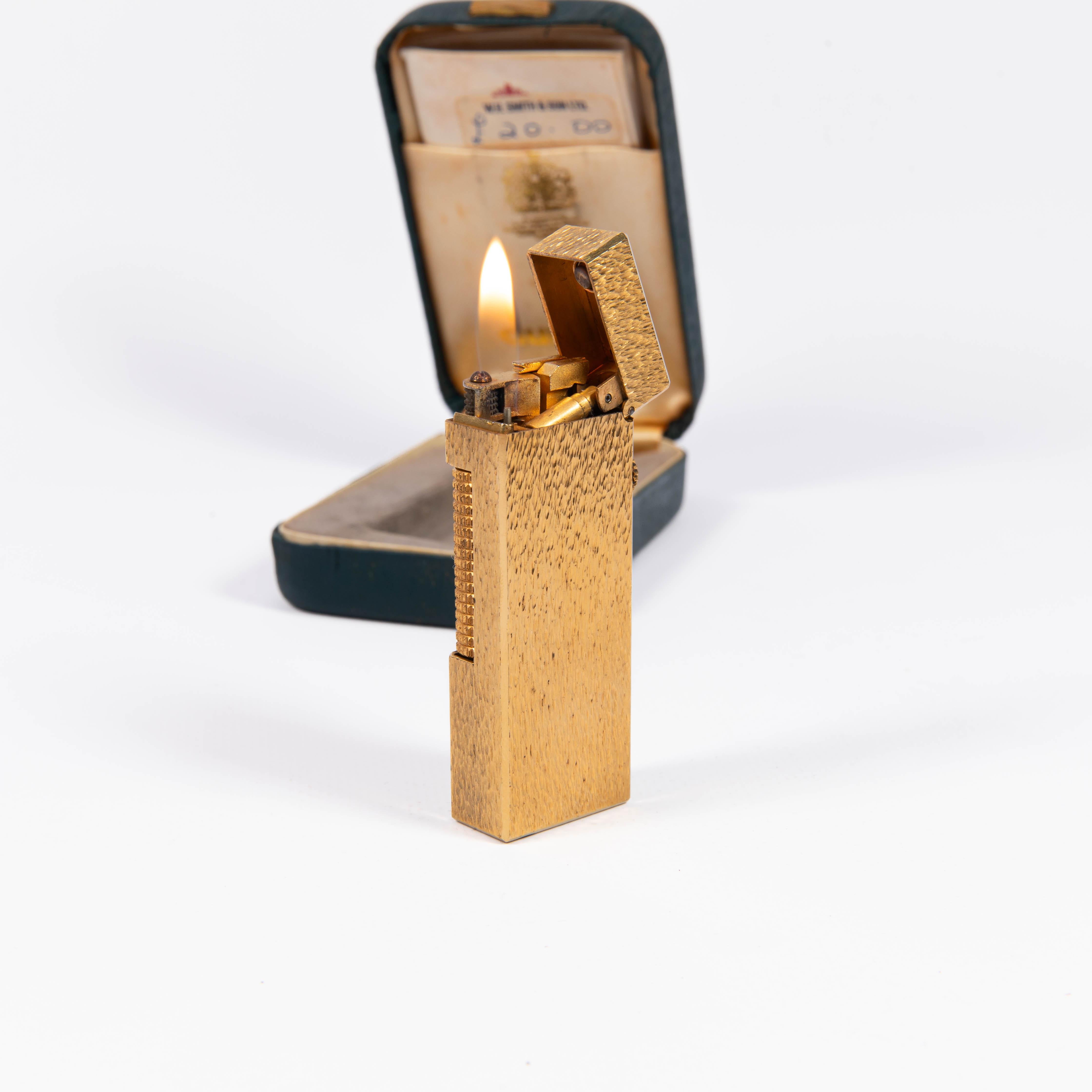 Women's or Men's Vintage NOS DUNHILL Rollagas Lighter Gold Plated in Box 1970s