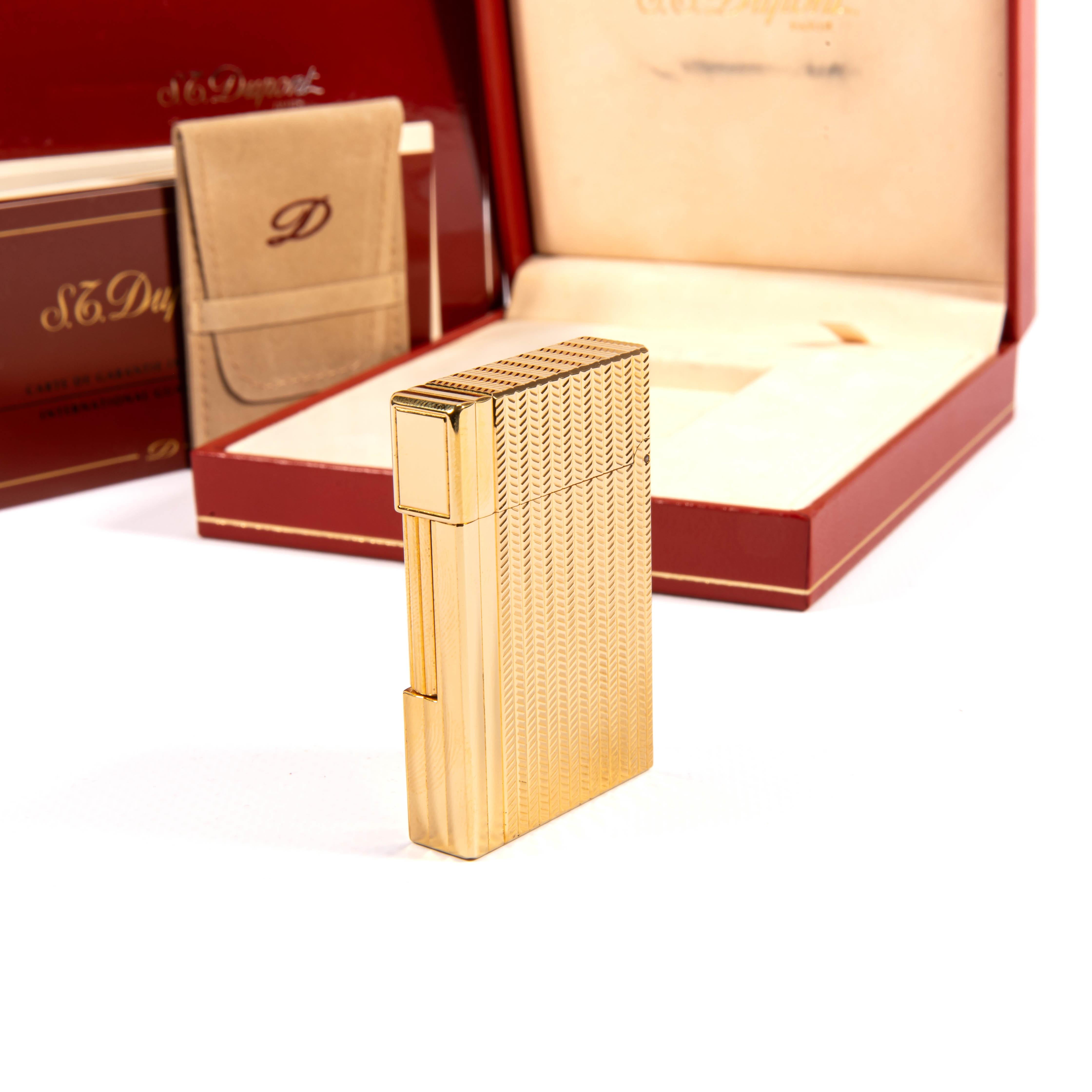 Vintage NOS Gold Plated S.T. Dupont Gatsby Lighter des années 1980 dans sa boîte 1