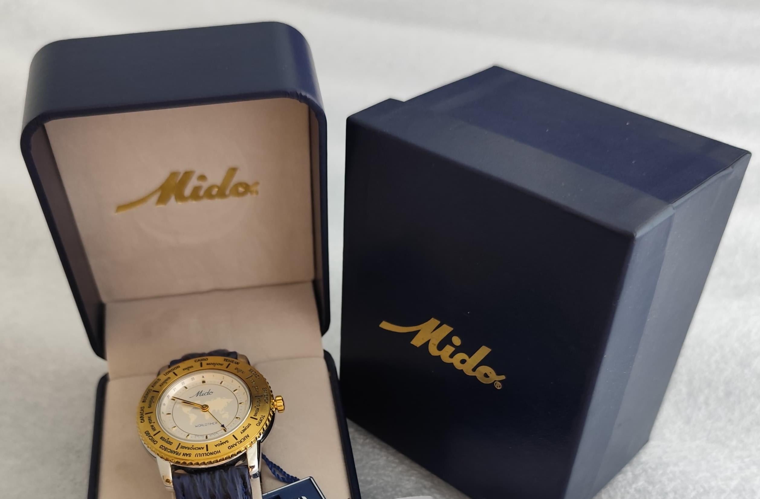 Vintage NOS Mido Worldtimer GMT 5200 Stainless Steel / Gold Plated Boxed Men Wat For Sale 15