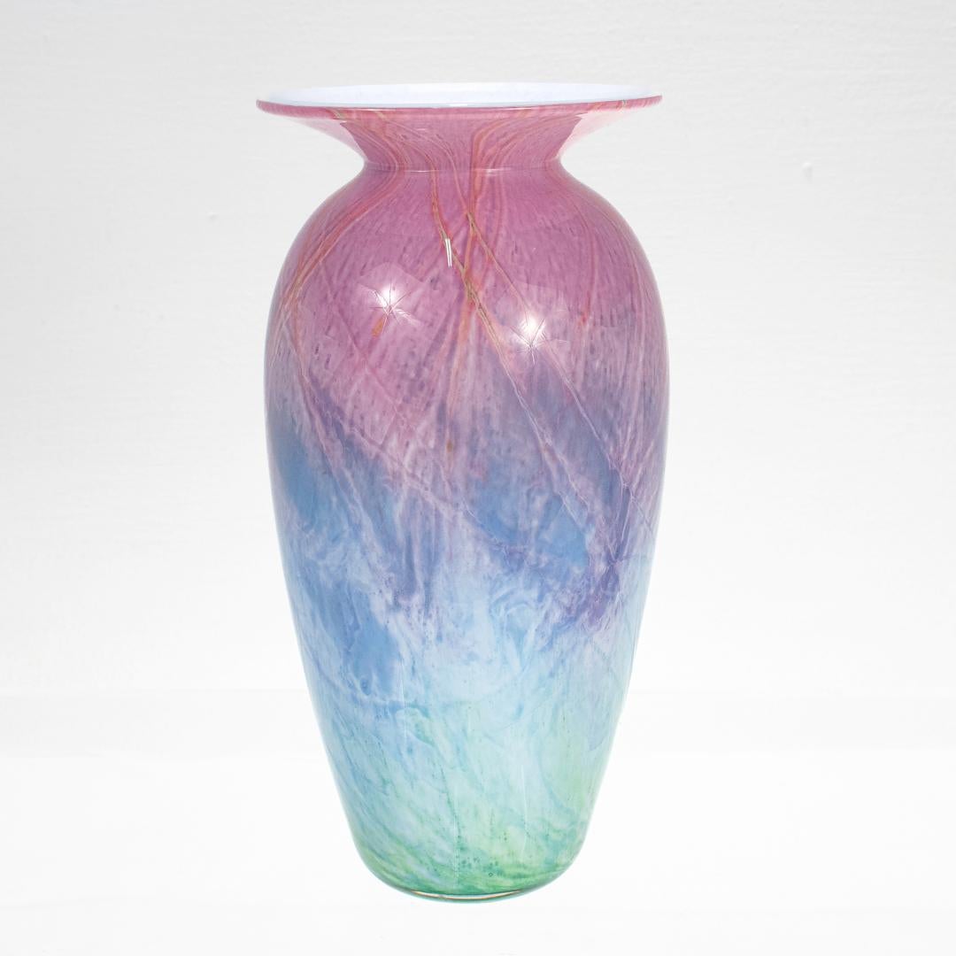 Moderne Vase en verre d'art bleu et vert vintage Nourot Glass Studio signé David Lindsay 1989 en vente