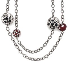 Long collier vintage NOUVELLE BAGUE à maillons en or, onyx, émail rouge et diamants