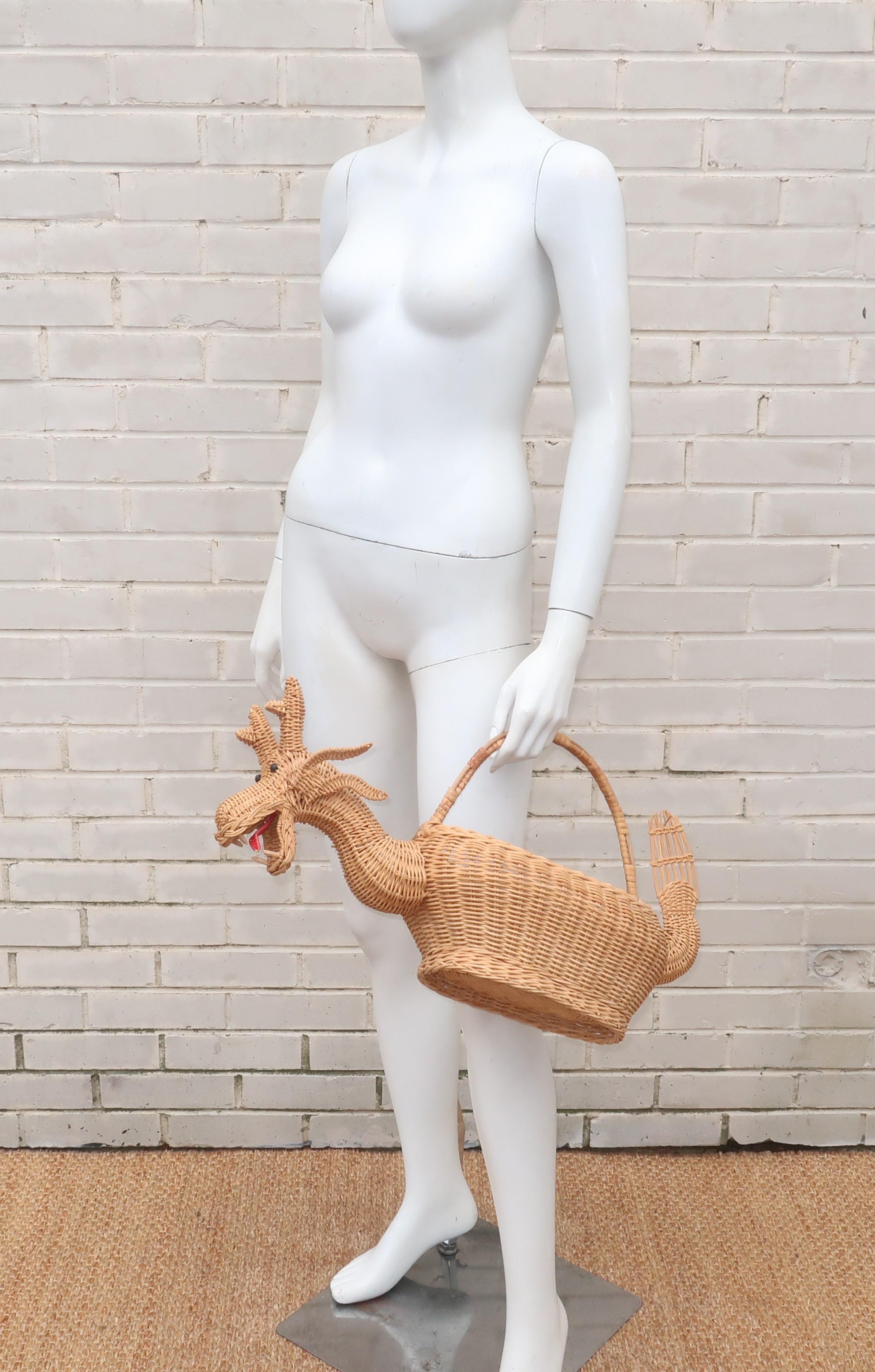 Vintage Novelty Wicker Dragon Basket Tote Handbag 6