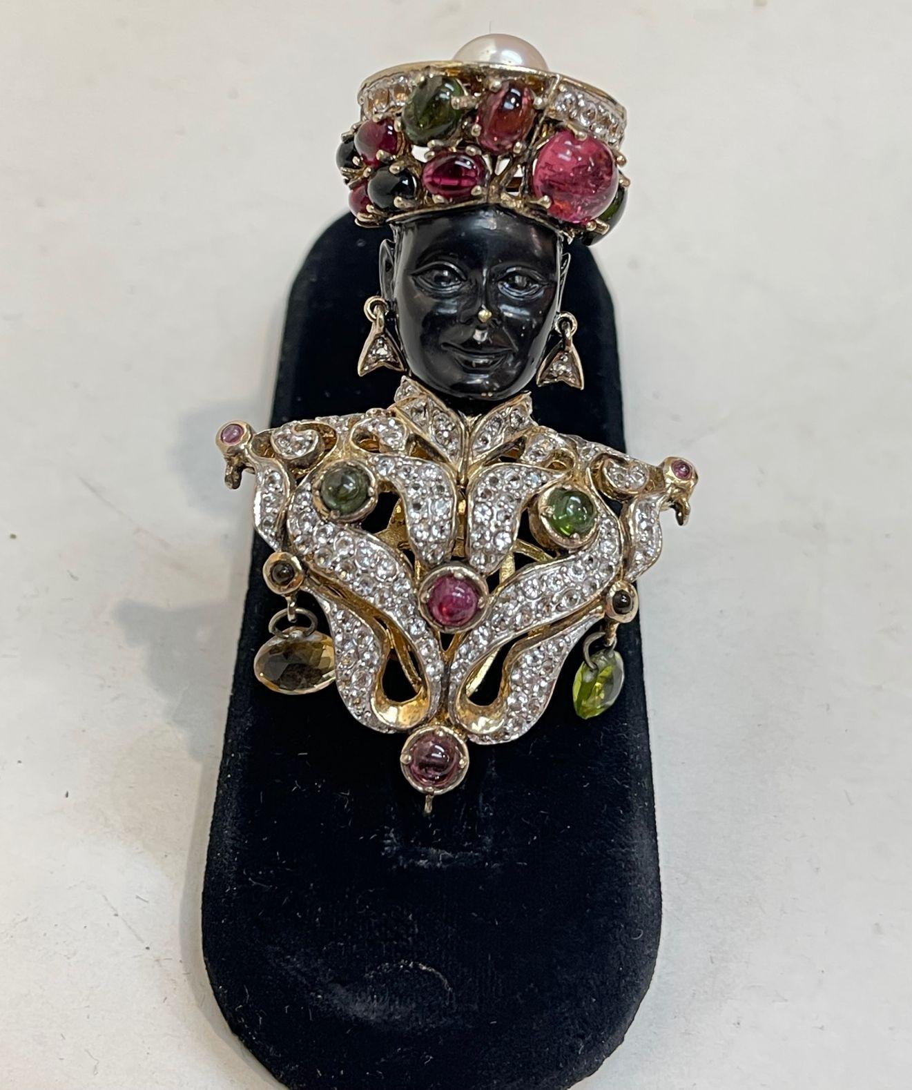 Vintage Nubian Prince Multi Gem Diamante Designer Gilt 925 Silver Brooch Pin  In Excellent Condition For Sale In Montreal, QC