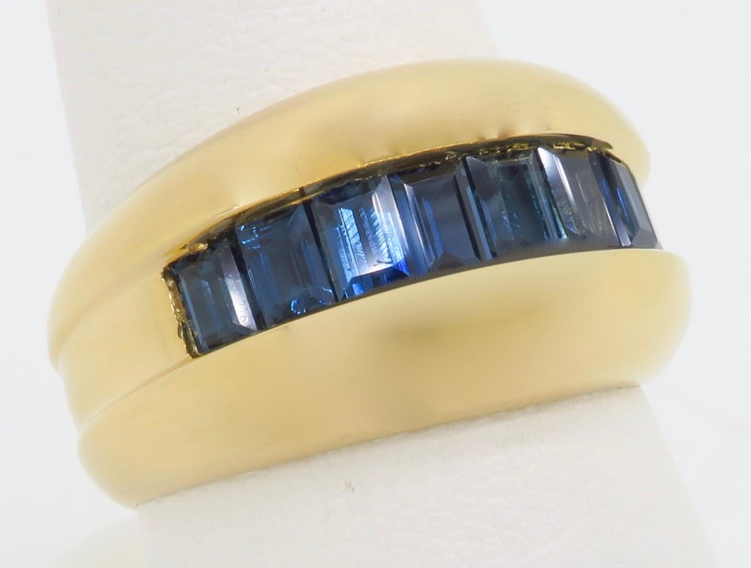 Vintage Numbered Cartier Sapphire Ring in 18k  For Sale 7
