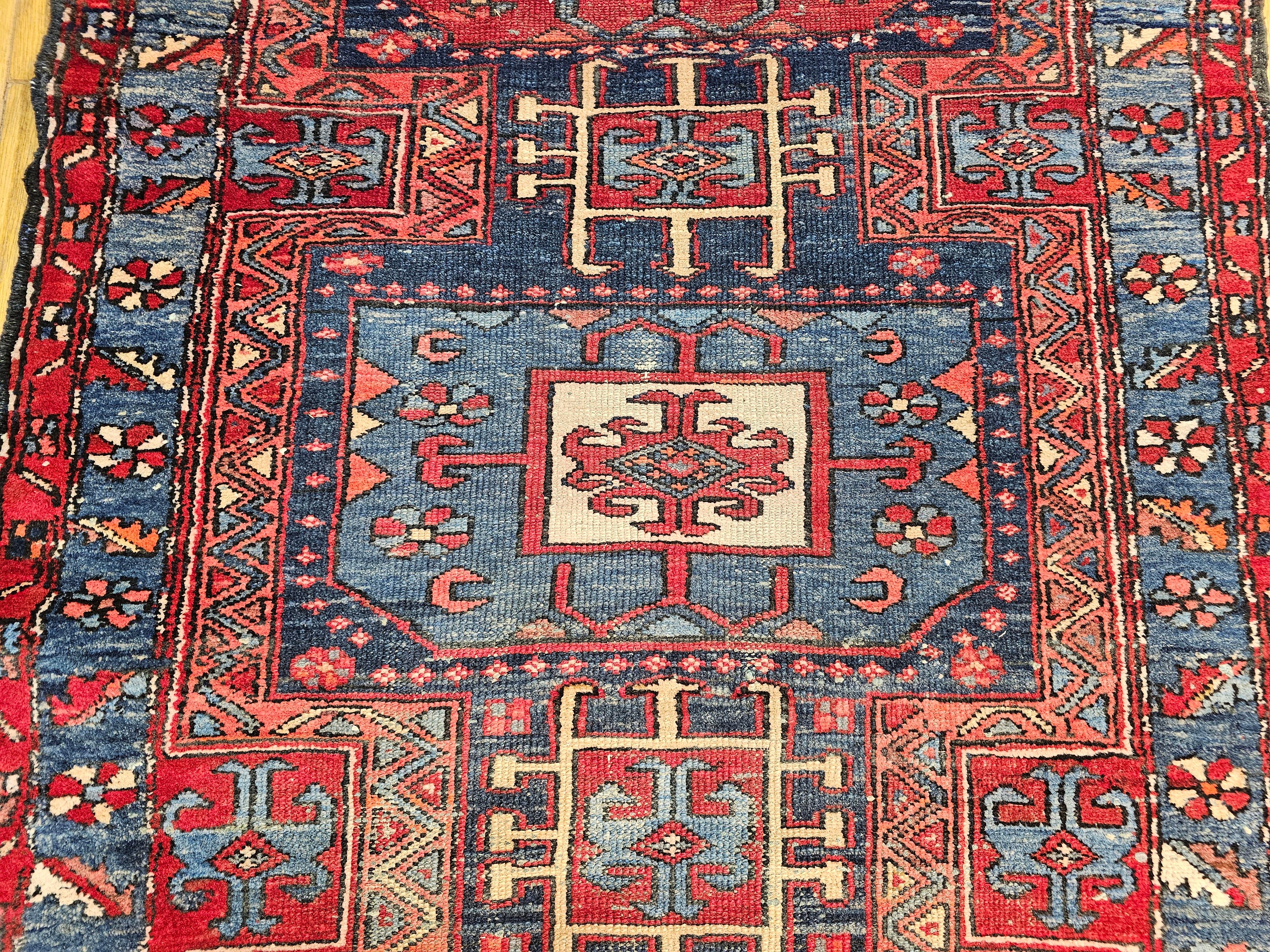 Persischer Vintage NW Breiter Vintage-Läufer in geometrischem Medaillon-Muster, Vintage im Angebot 2