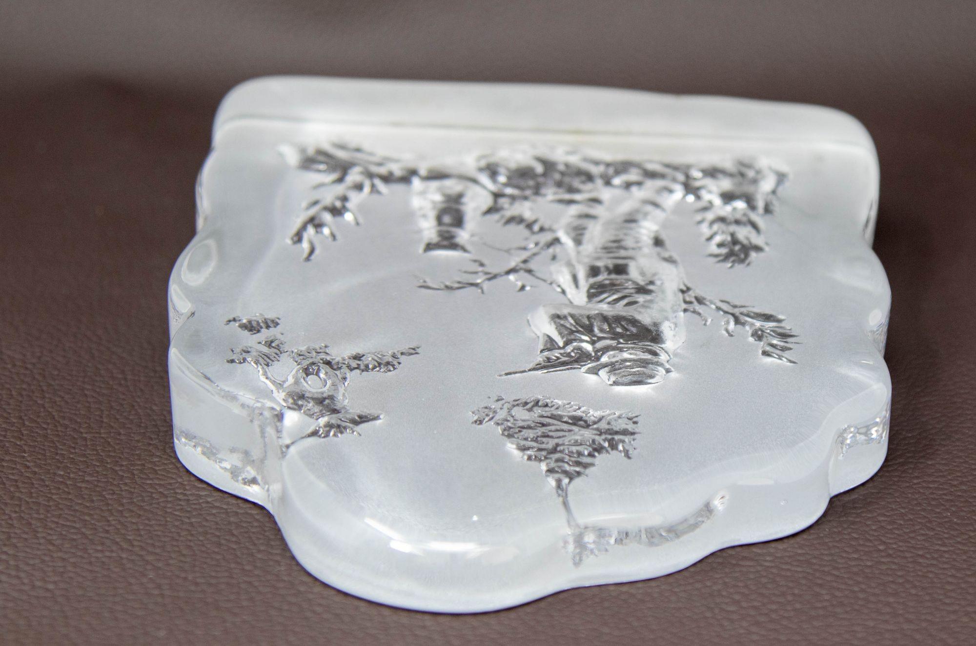 20ième siècle Grand presse-papiers d'art en cristal Nybro Suède Hunter and Moose en vente