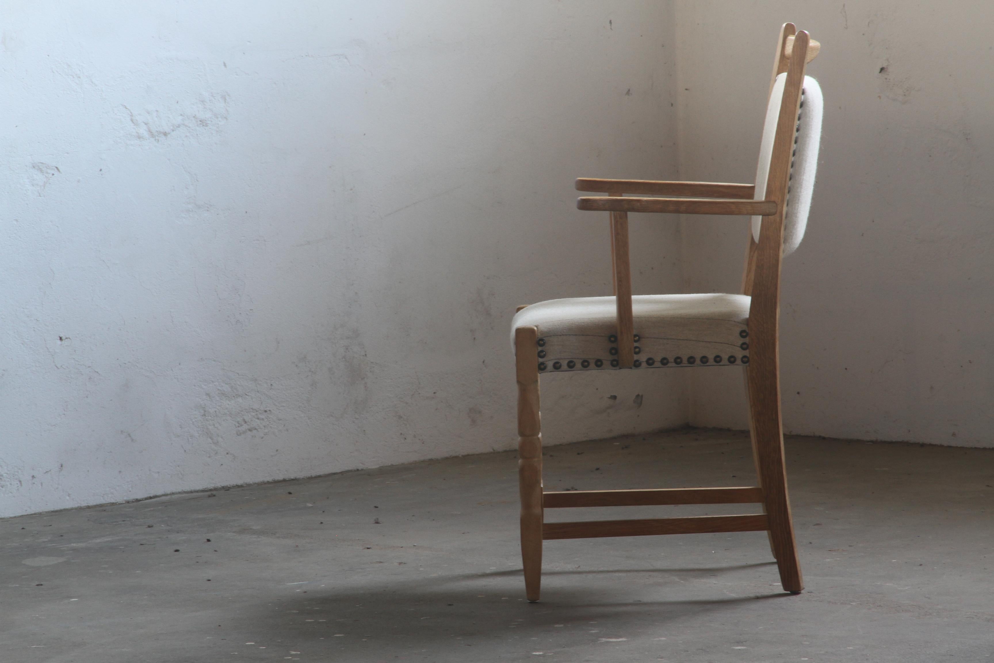 Vintage OAK 1960er Sessel im Stil von Henning Kjærnulf (Stoff) im Angebot