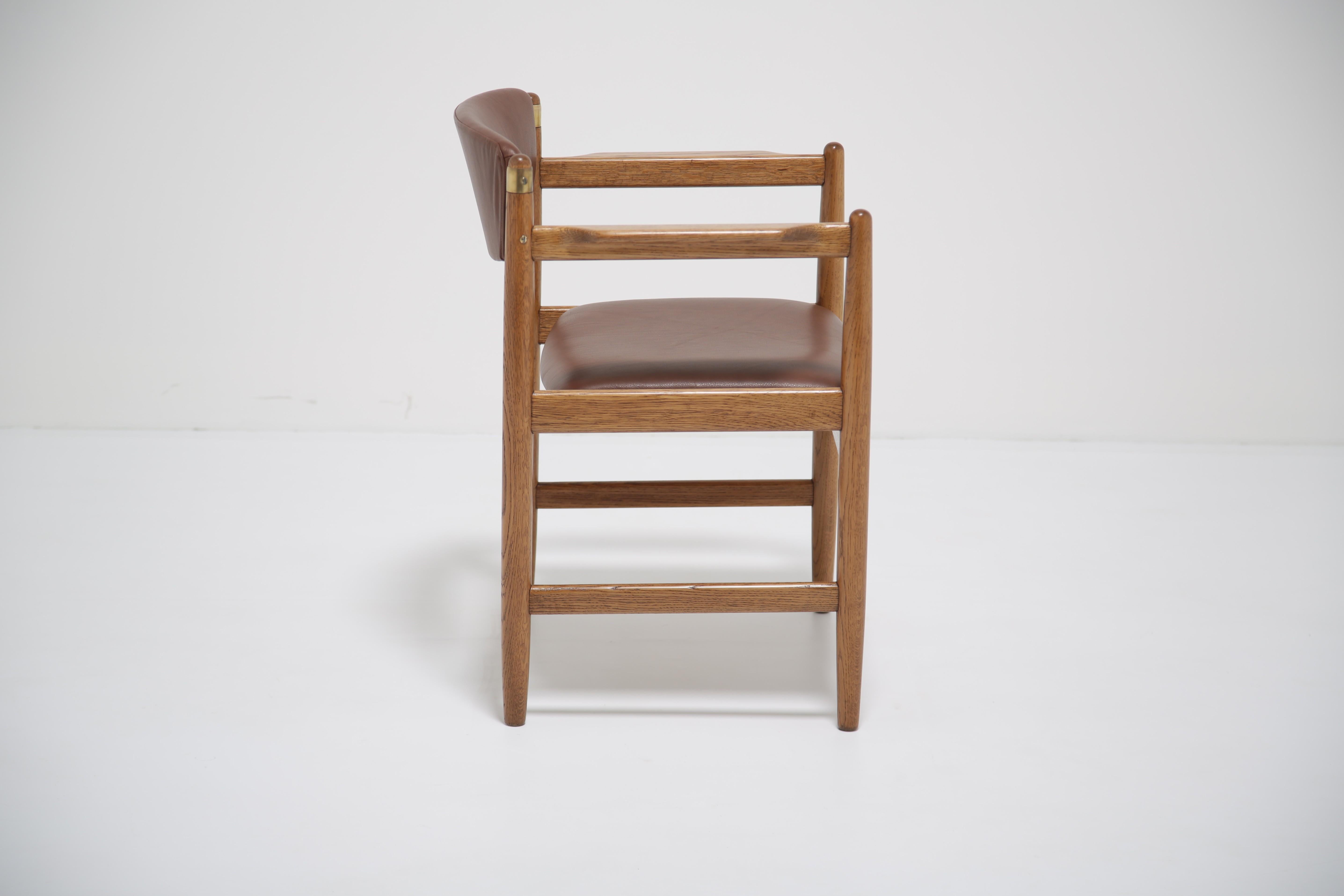 Poltrona vintage in Oak e pelle di Børge Mogensen per Karl Andersson, 1960. in vendita 2