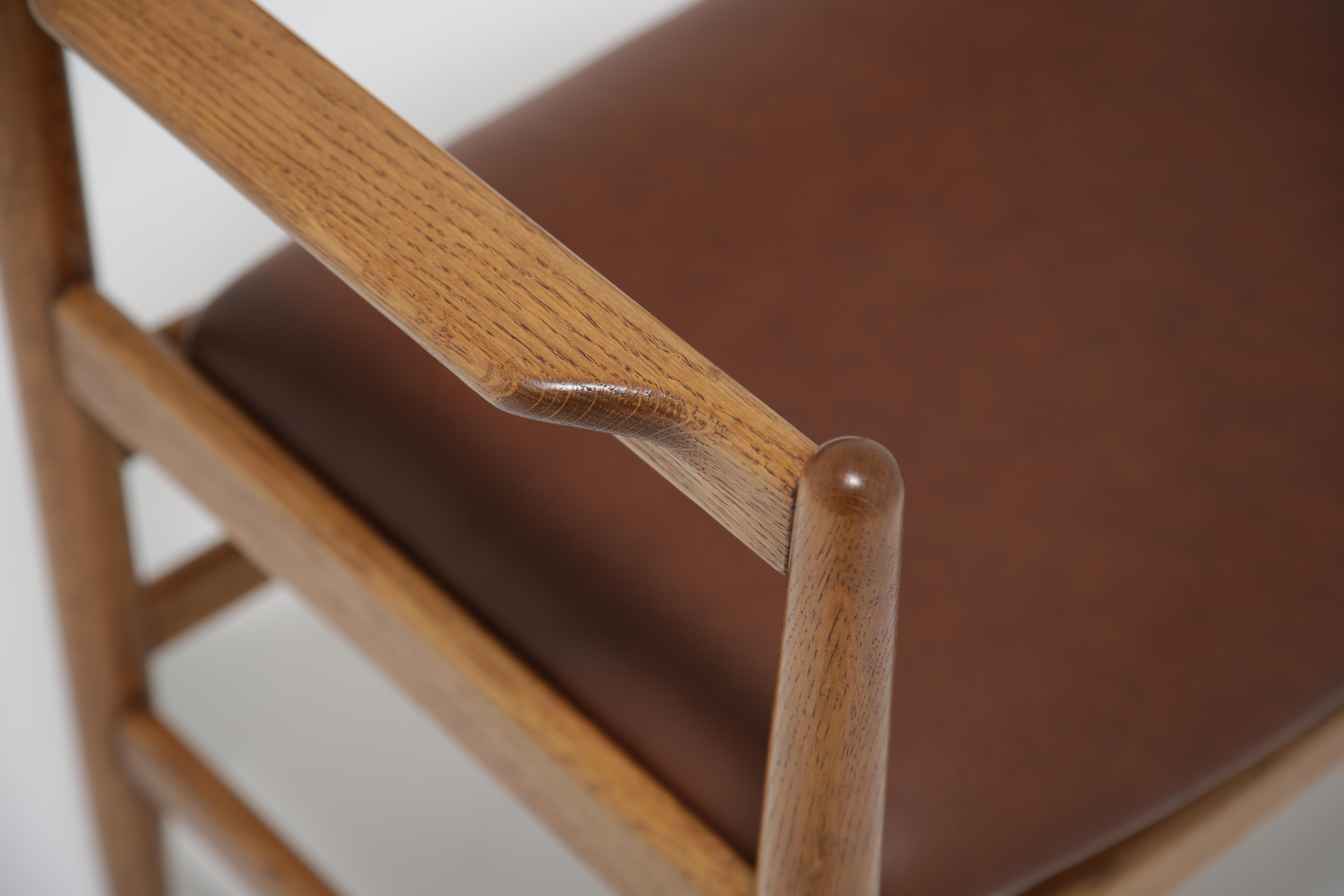 Mid-Century moderno Poltrona vintage in Oak e pelle di Børge Mogensen per Karl Andersson, 1960. in vendita