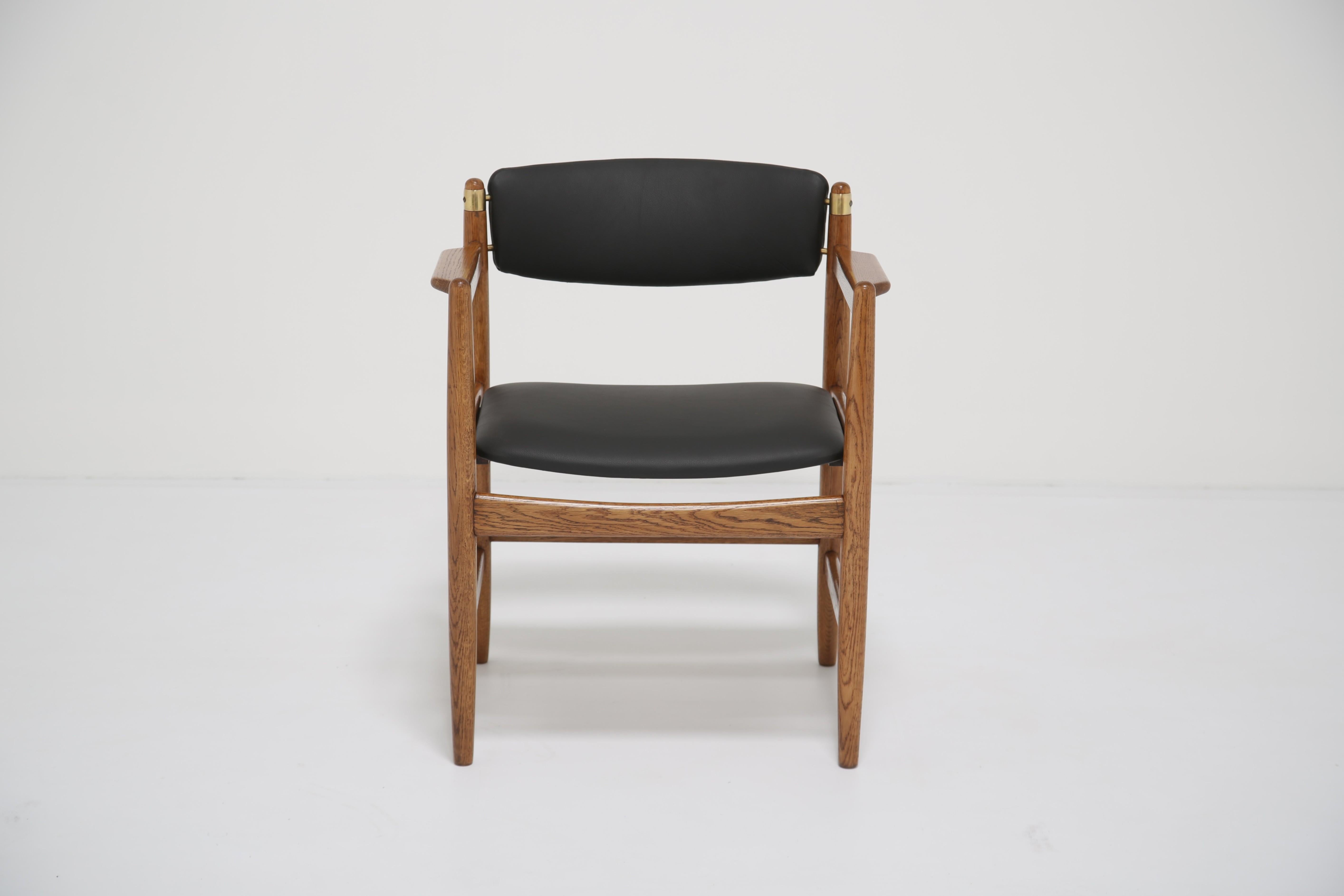 Mid-Century moderno Poltrona vintage in Oak e pelle di Børge Mogensen per Karl Andersson, 1960. in vendita