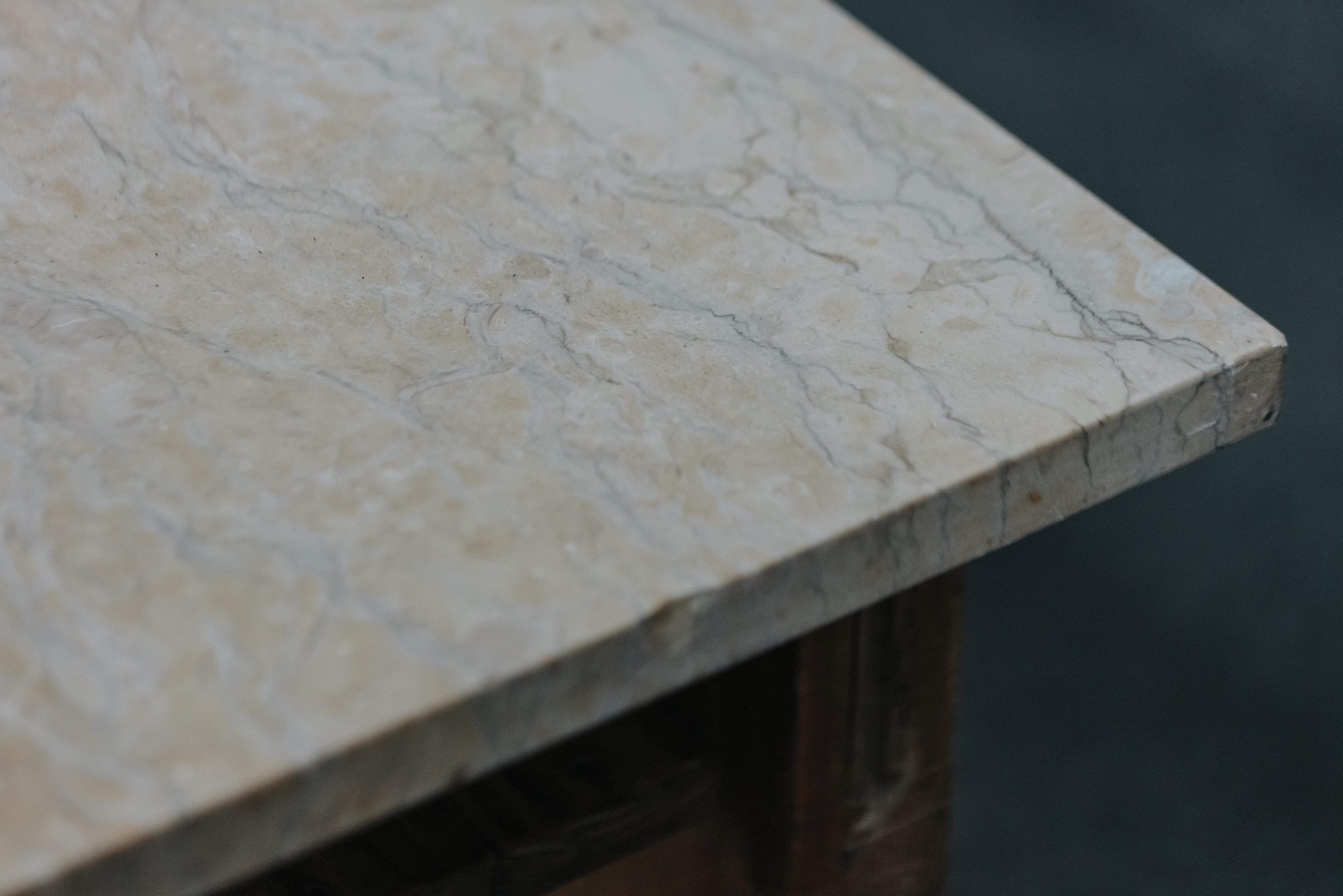 Fin du 20e siècle Table basse vintage en chêne et marbre de France, vers 1970 en vente