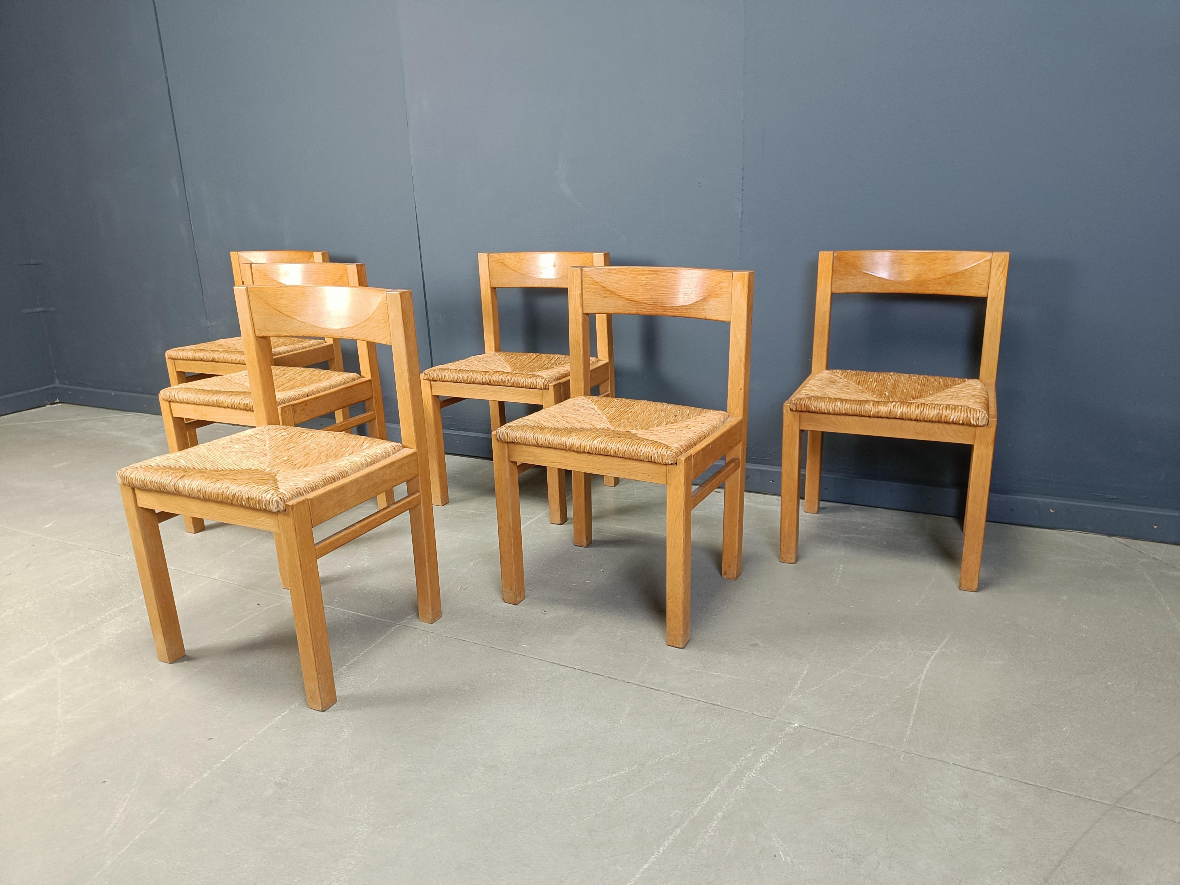 Vimini Set di 6 sedie da pranzo vintage in Oak e vimini in vendita