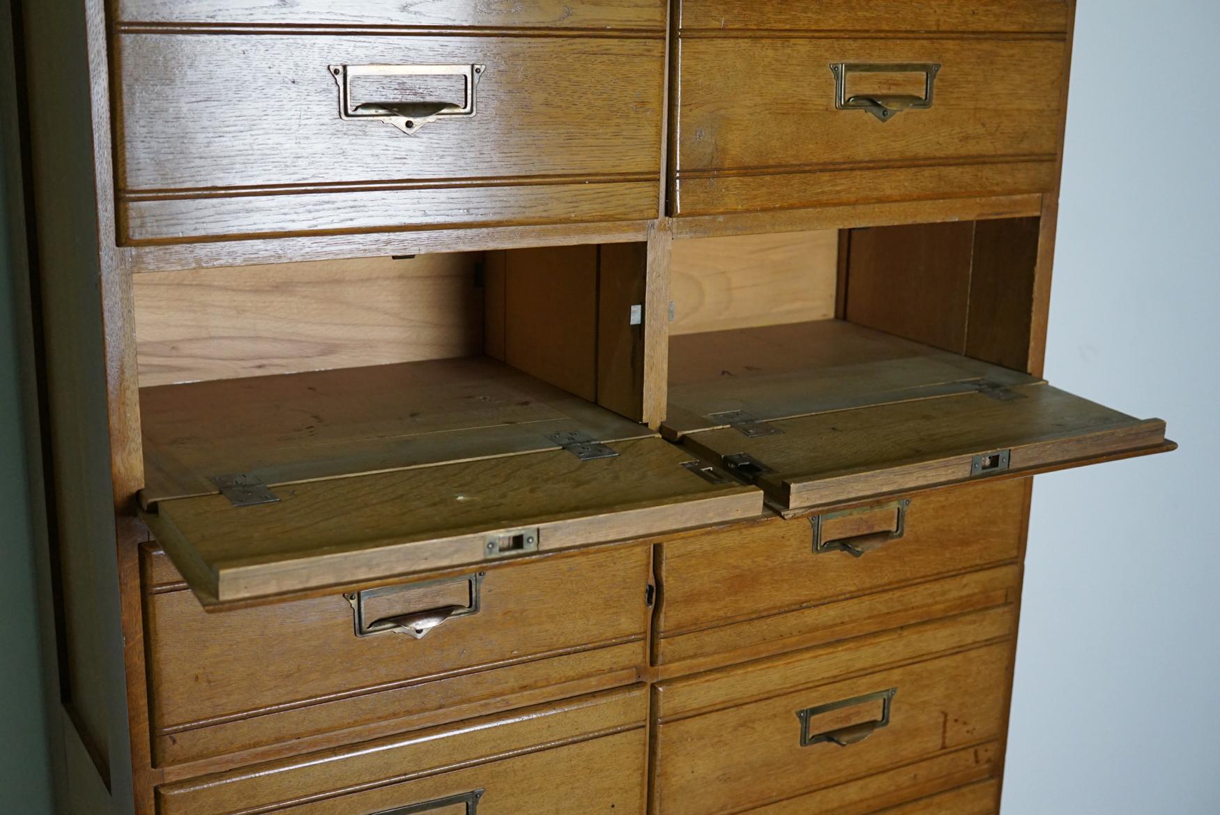 Vintage Oak Apothecary / Filing Cabinet, Luxembourg, 1930s 2
