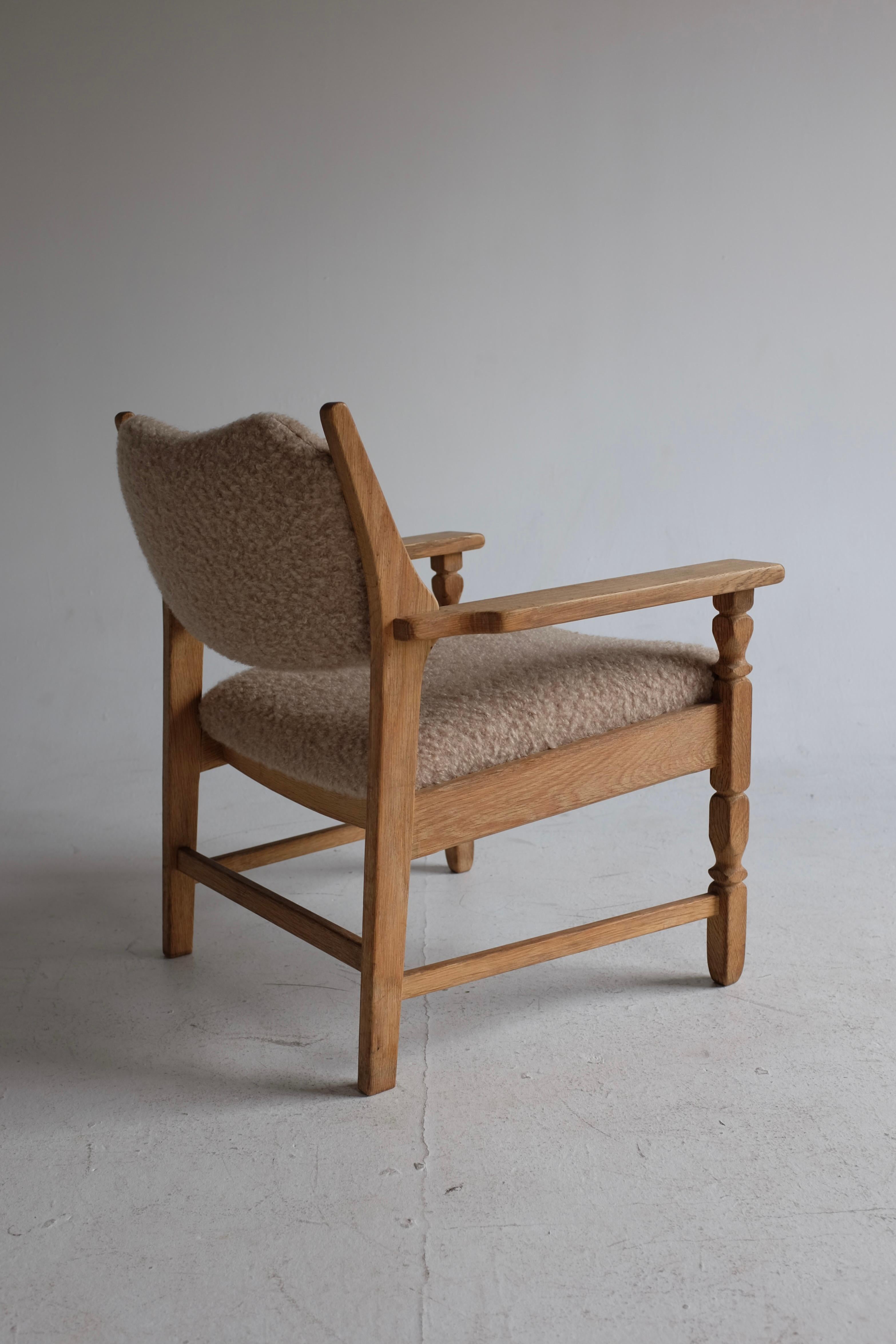 vintage wooden arm chair